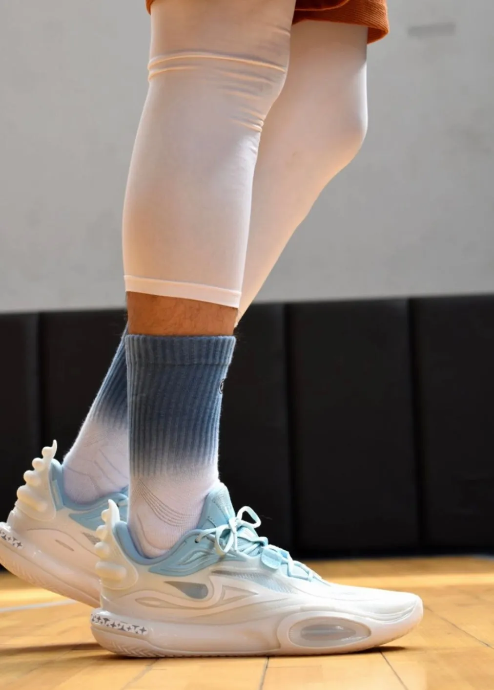 Li-Ning Wade All City 11V2 - Cloudy White Soft Interior