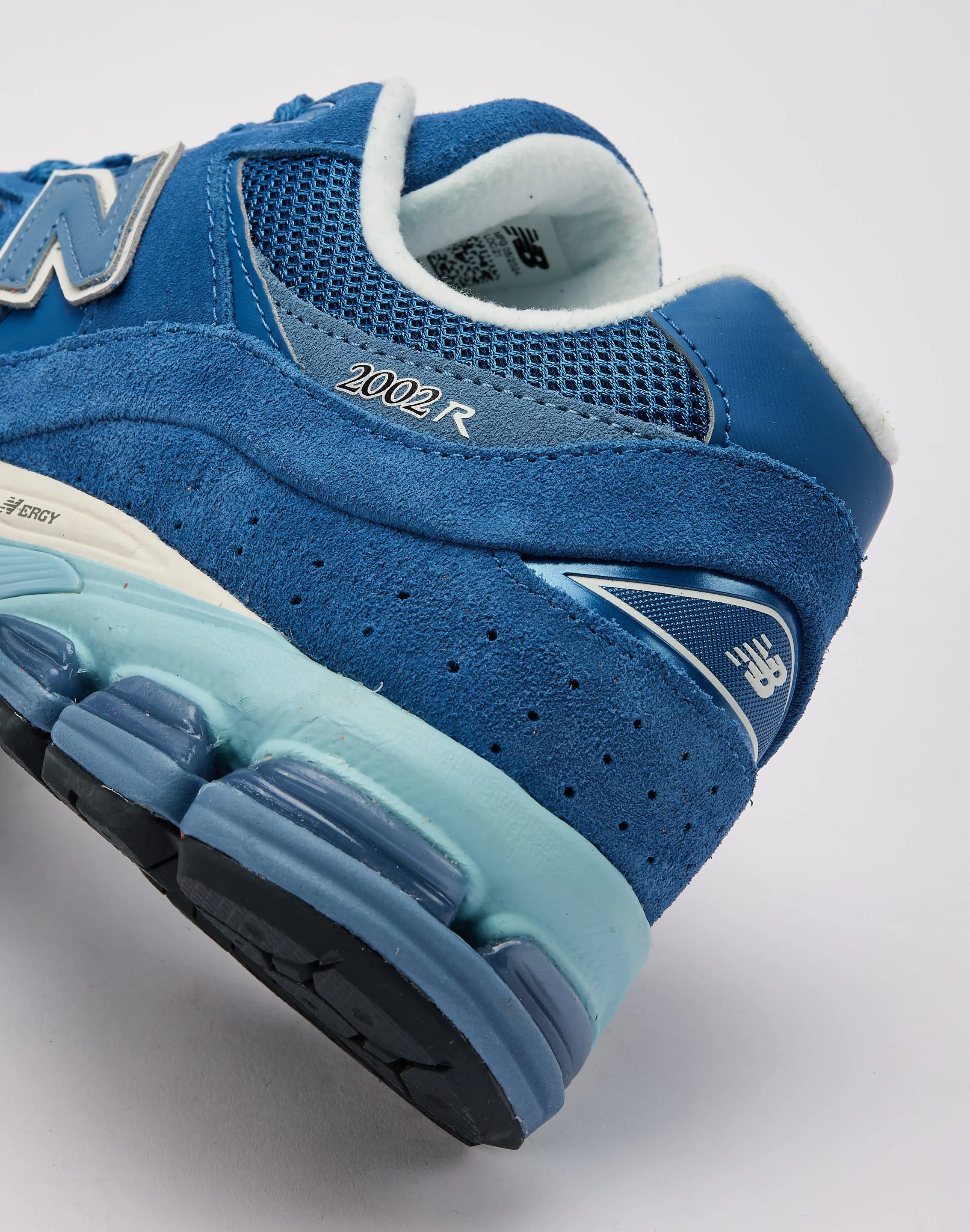 New Balance 2002R Skin Soft Comfortable