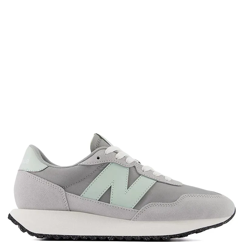 New Balance Women's 237 Cushioned Heel Counter