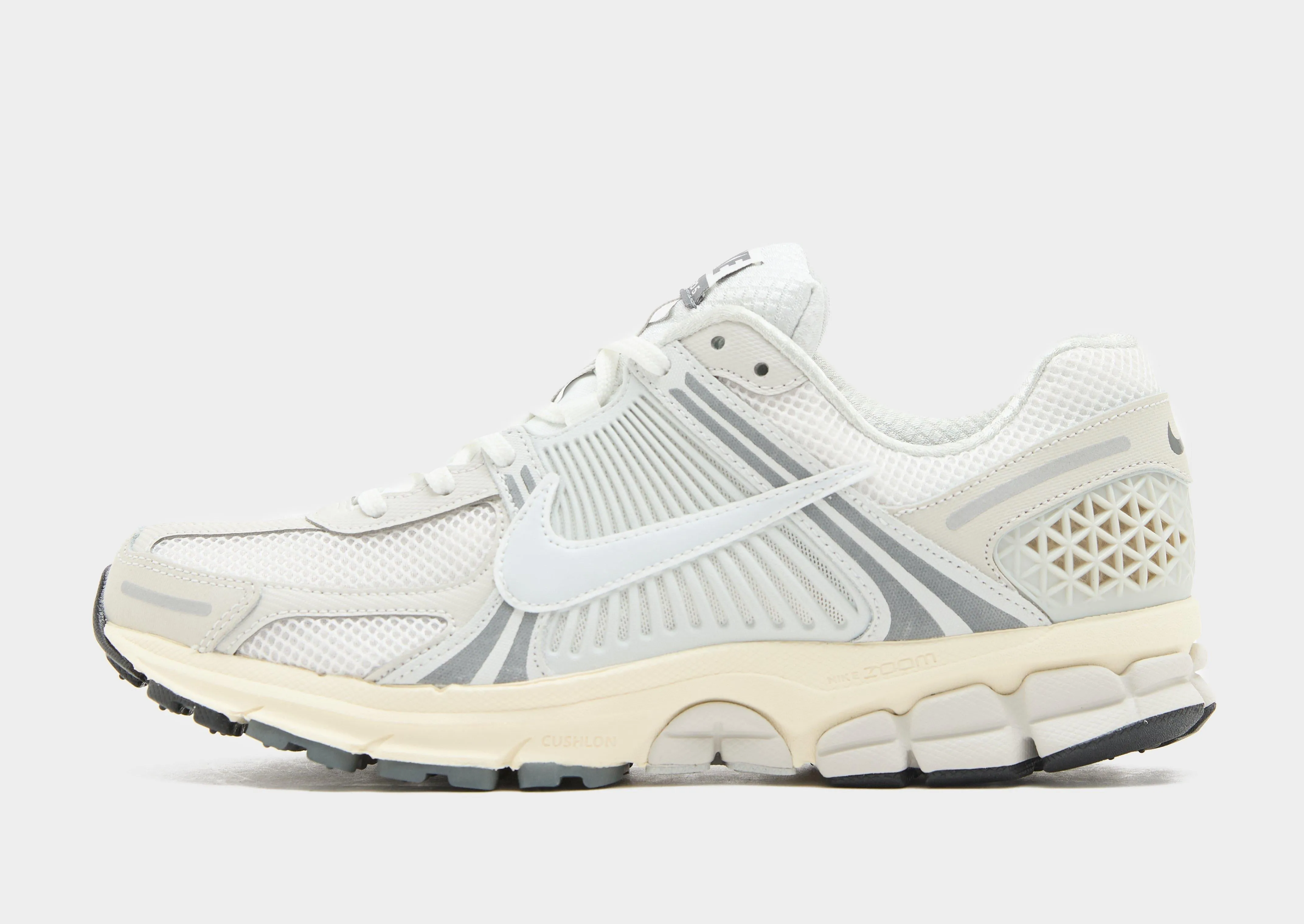 warm - weather running wear Lightweight Performance Zoom Vomero 5