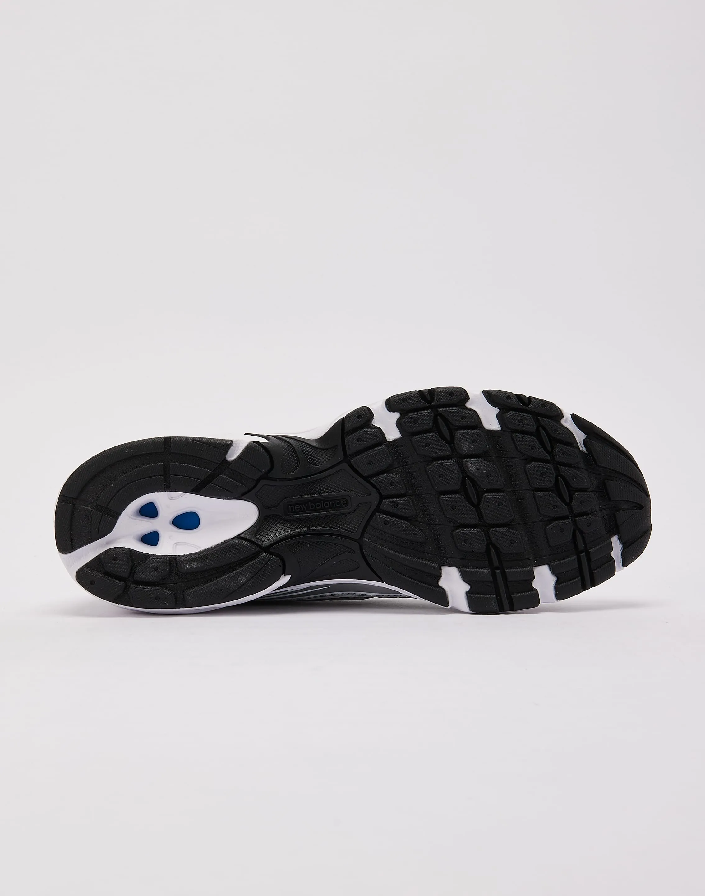 New Balance 740 Comfort Curve Wide Base