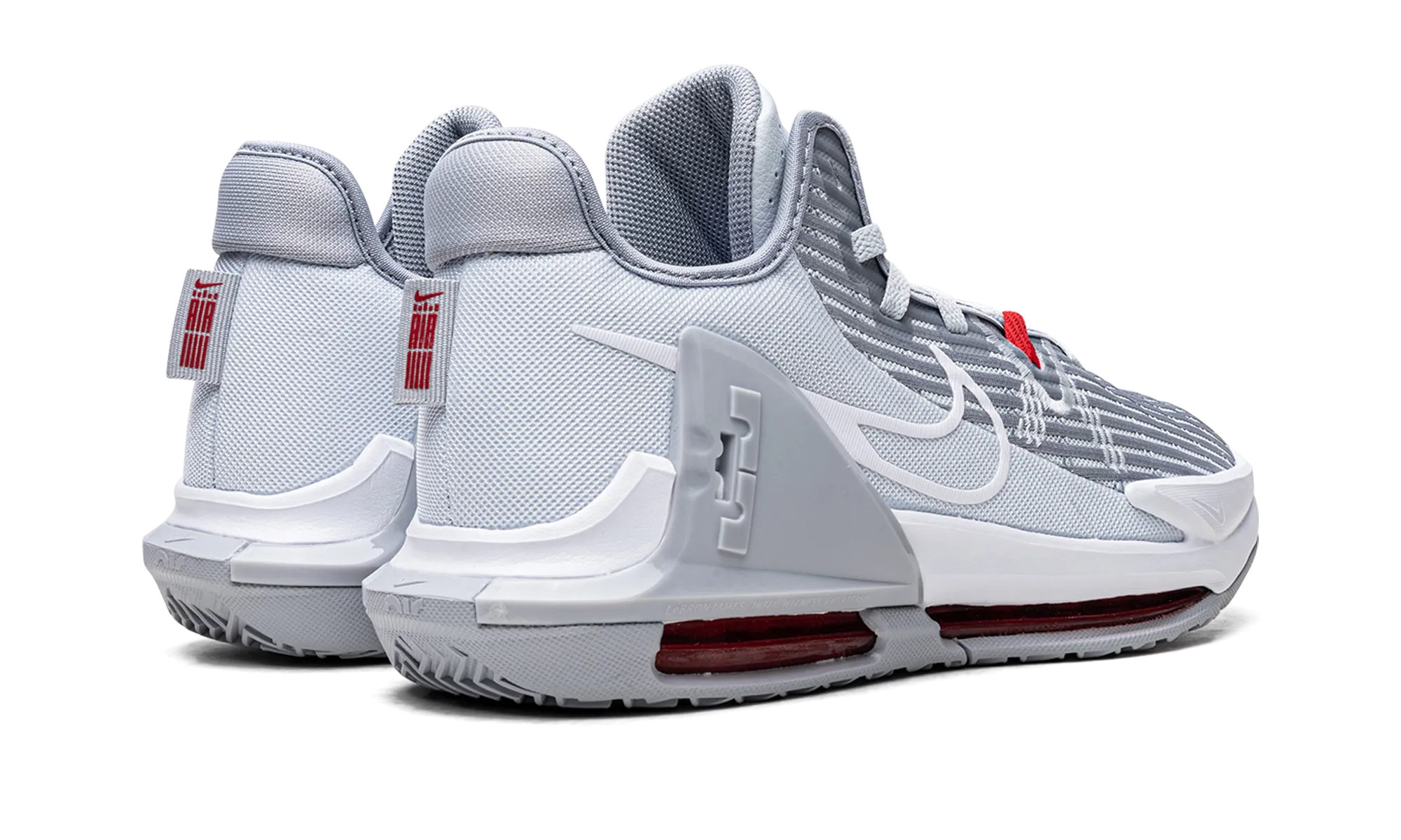Multi Directional Grooves LeBron Witness VI