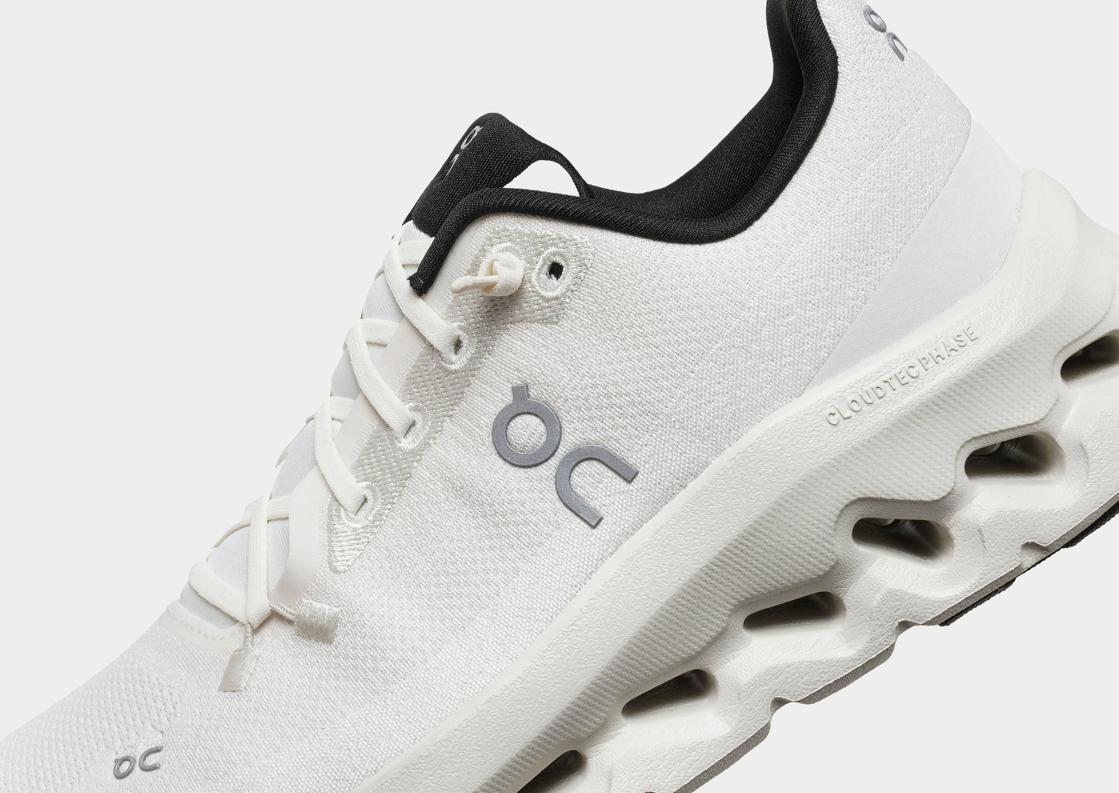 Cloudtilt Rubber Traction Non Slip Tread Pattern