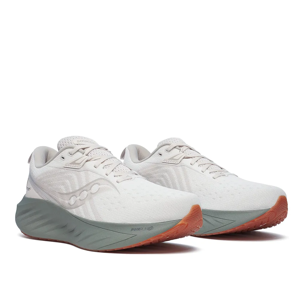 Pair Quick Low Profile Saucony Men's Triumph 22 Running Shoes