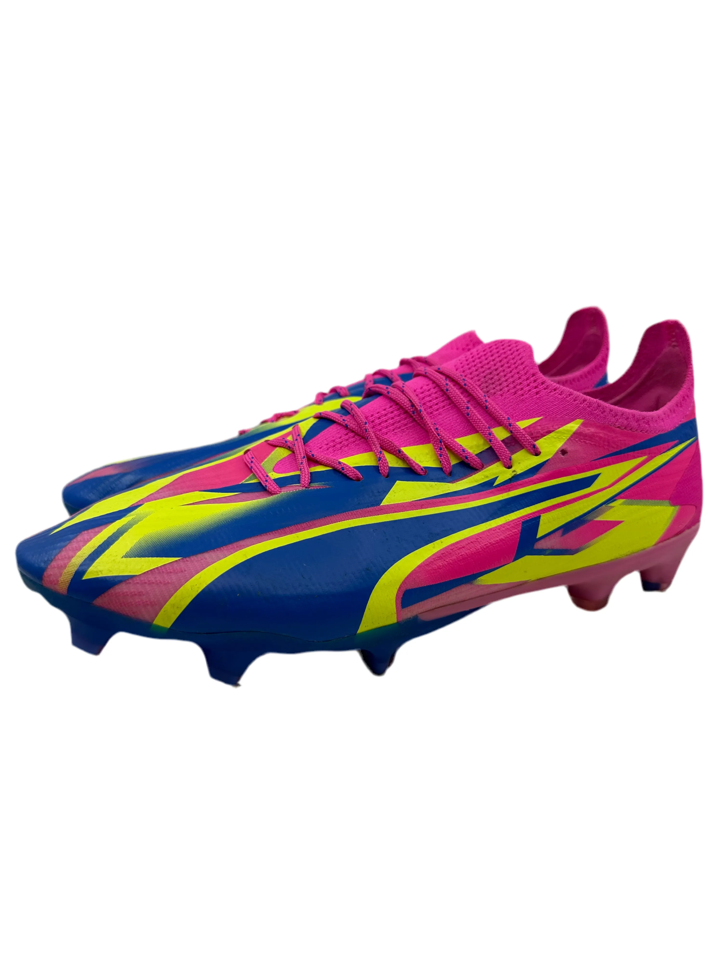 Puma Ultra Ultimate - Size 44,5 Game Day Stretchable Material