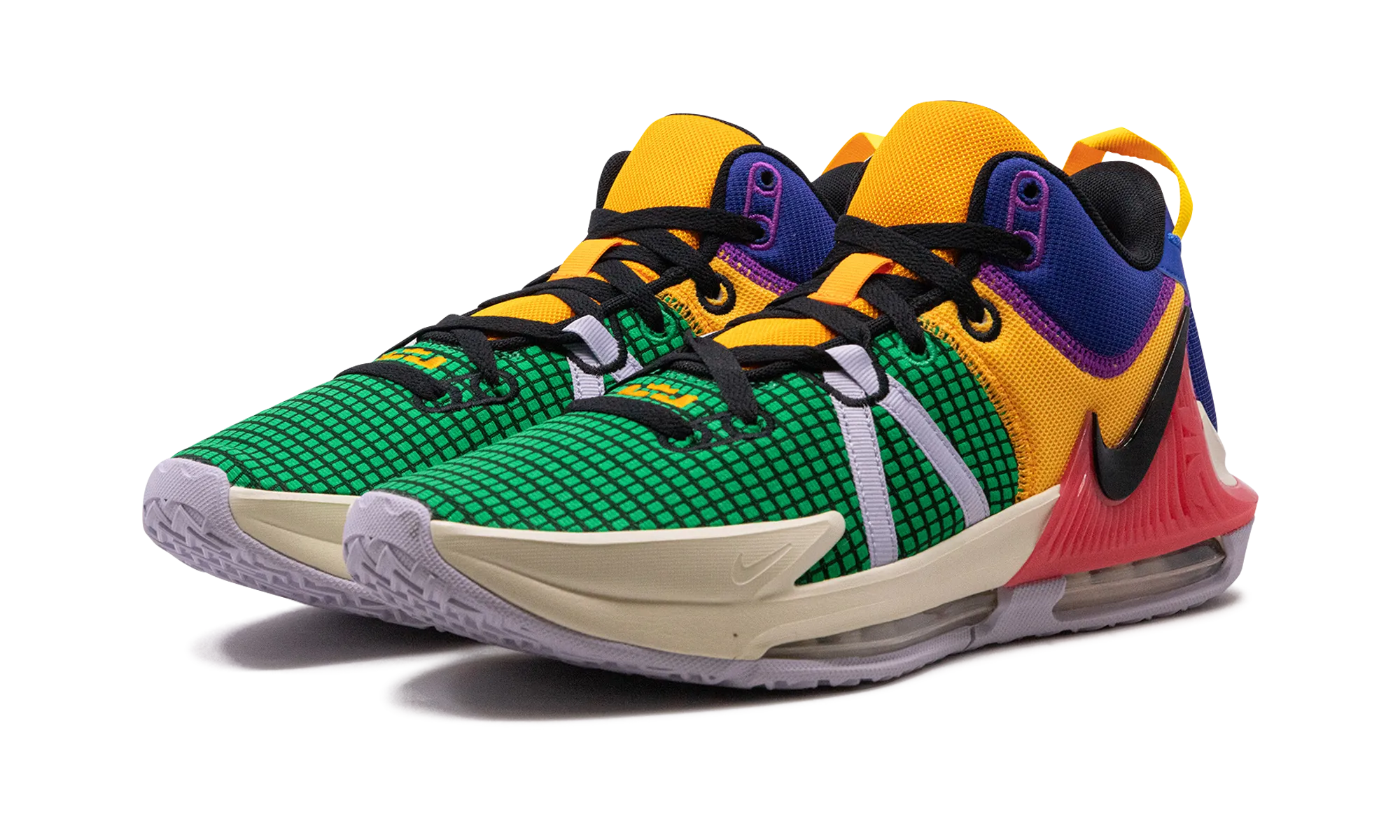 Durable Tread Pattern LeBron Witness 7 "Multi Color"
