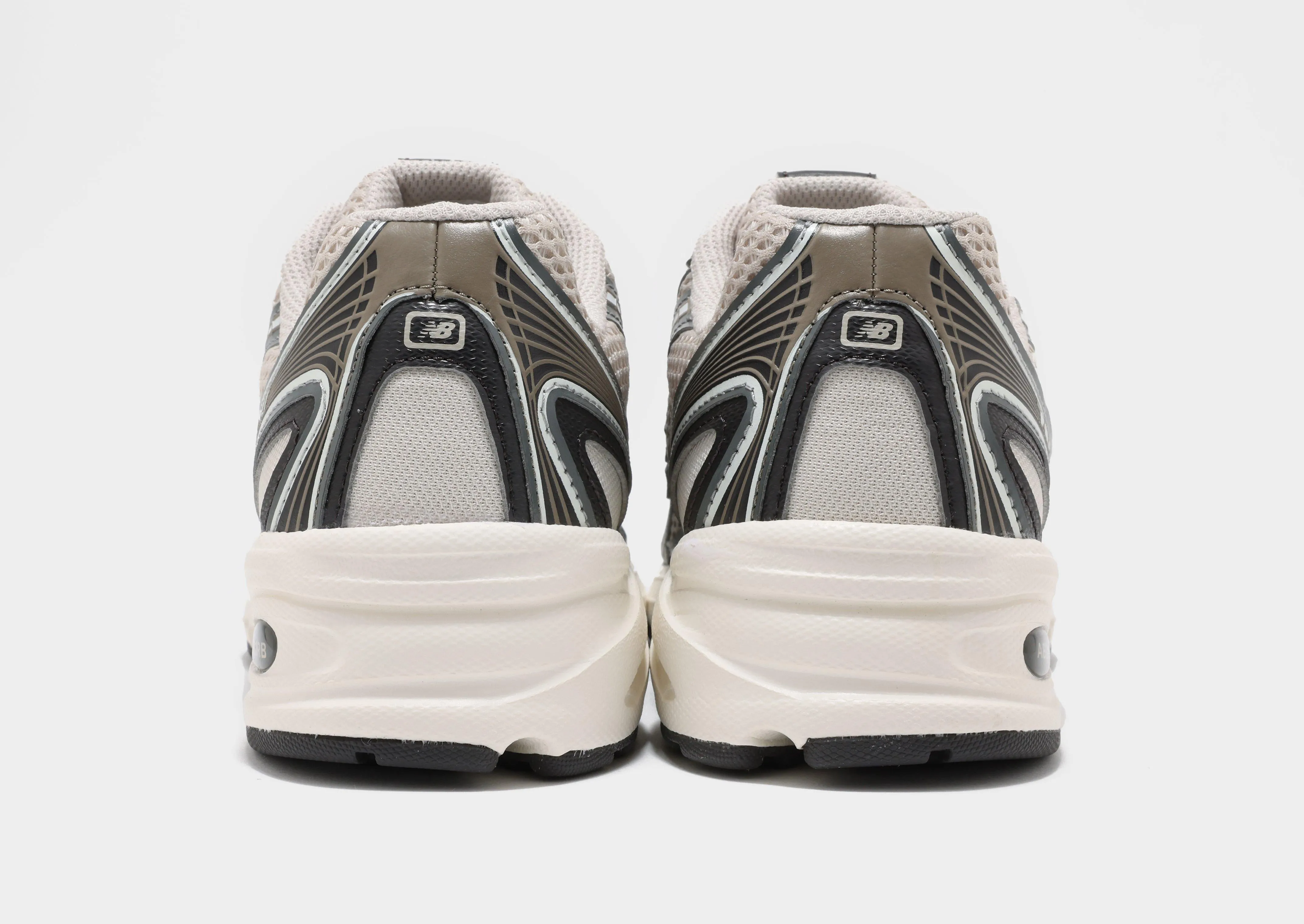 740 Stretchable Upper