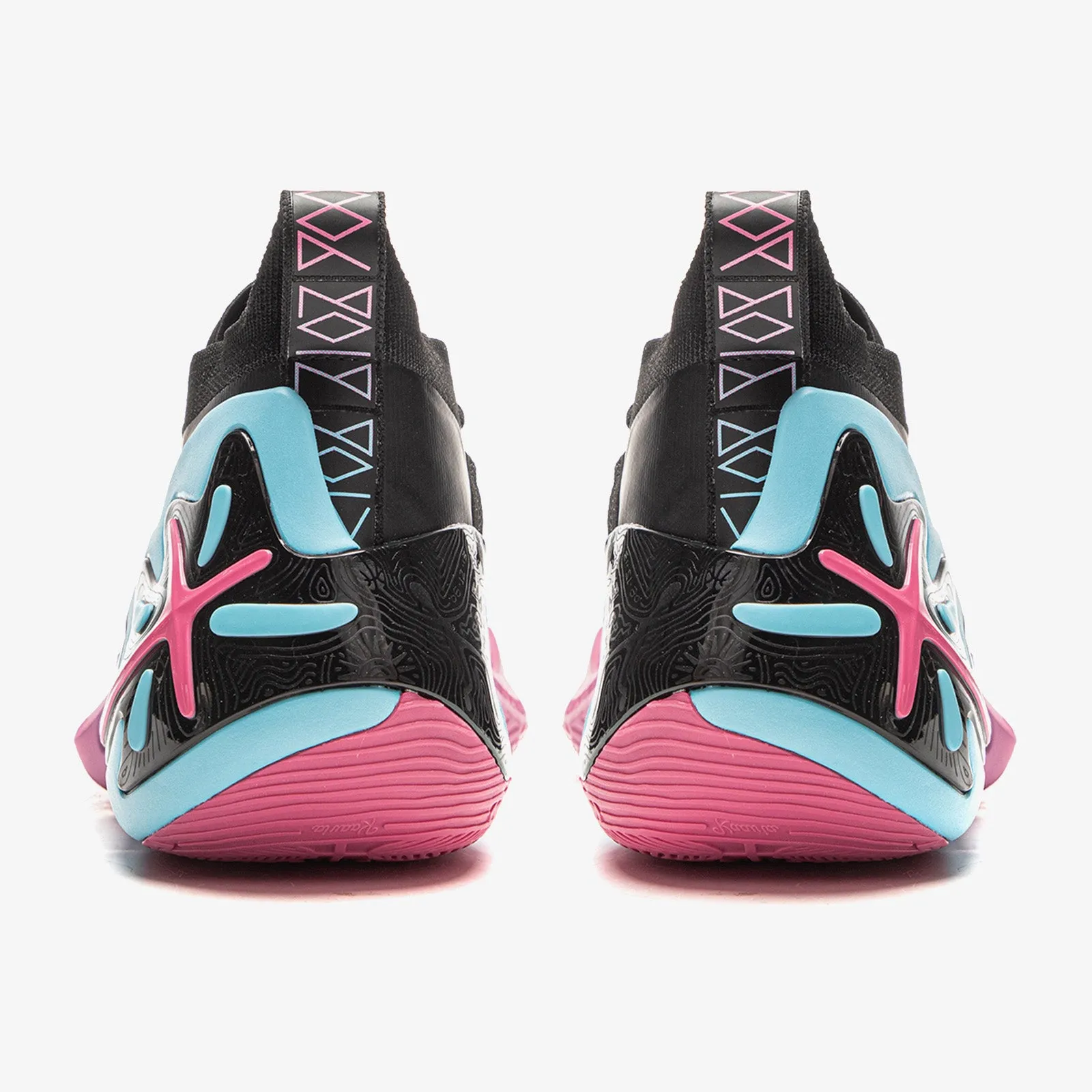 Versatile Support WOW 11 - 'South Beach x Miami Nights'