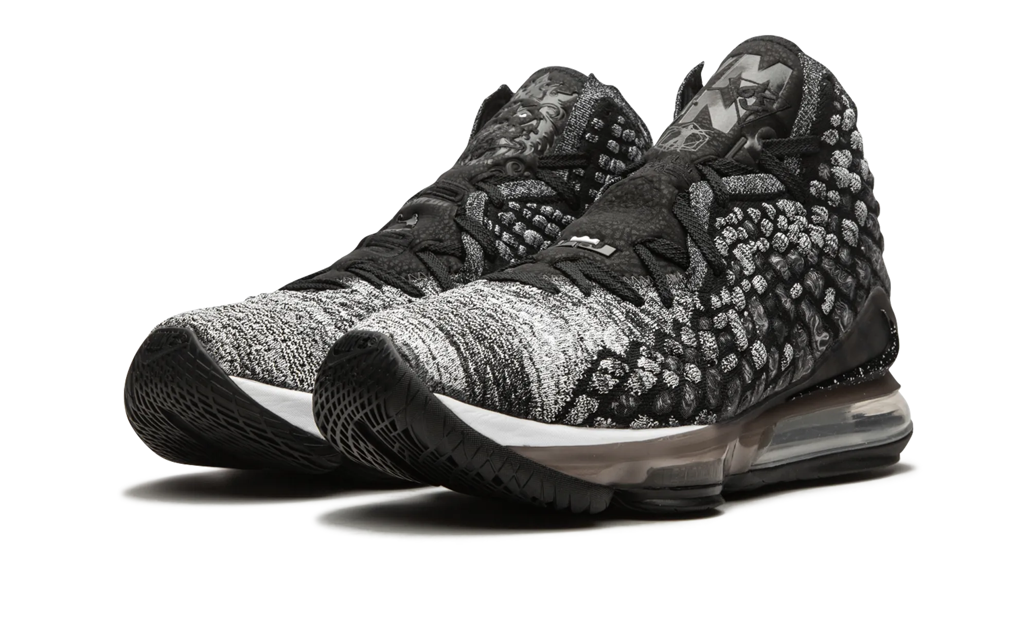 Lebron 17 "Black/White" Endurance Performance