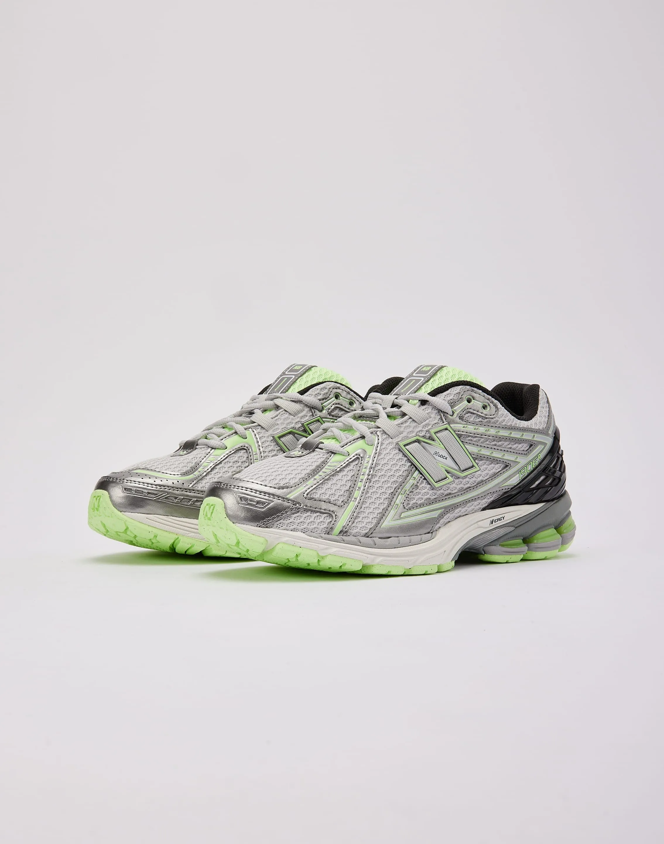 Lace Tie King Walk New Balance 1906R