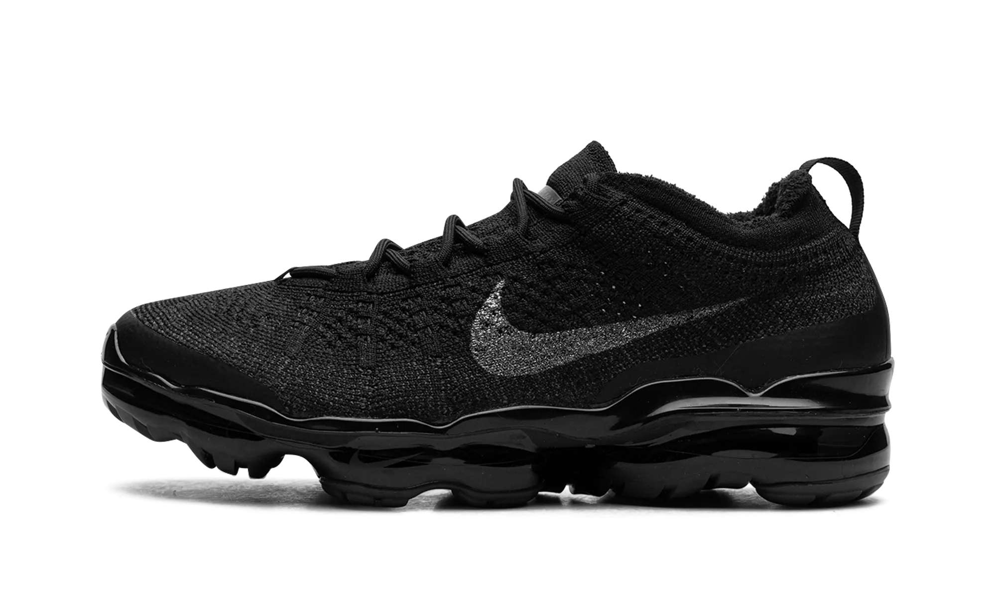VAPORMAX 2023 FLYKNIT WMNS "Triple Black" running in a mud pot area shoes long - distance - runner