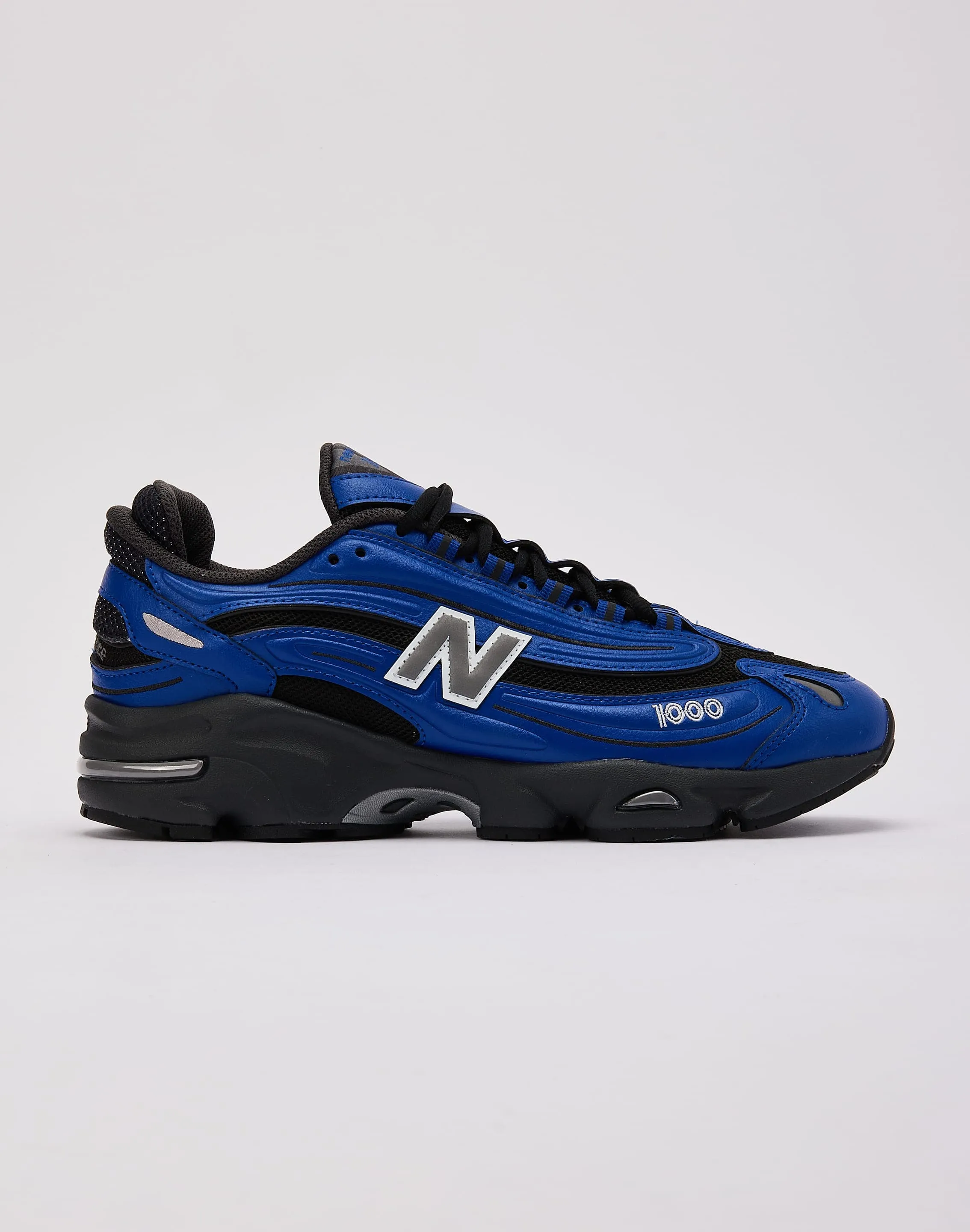 New Balance 1000 Mom Fit