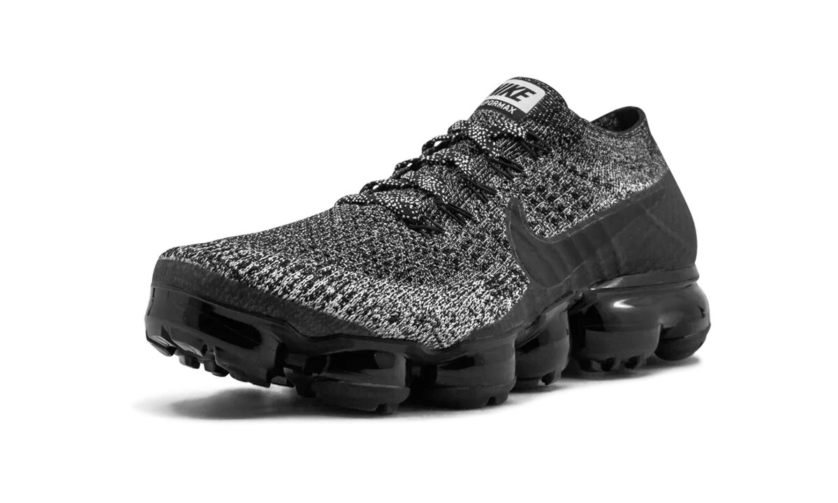 running for a way to stay competitive Dynamic Shoes AIR VAPORMAX FLYKNIT MNS WMNS