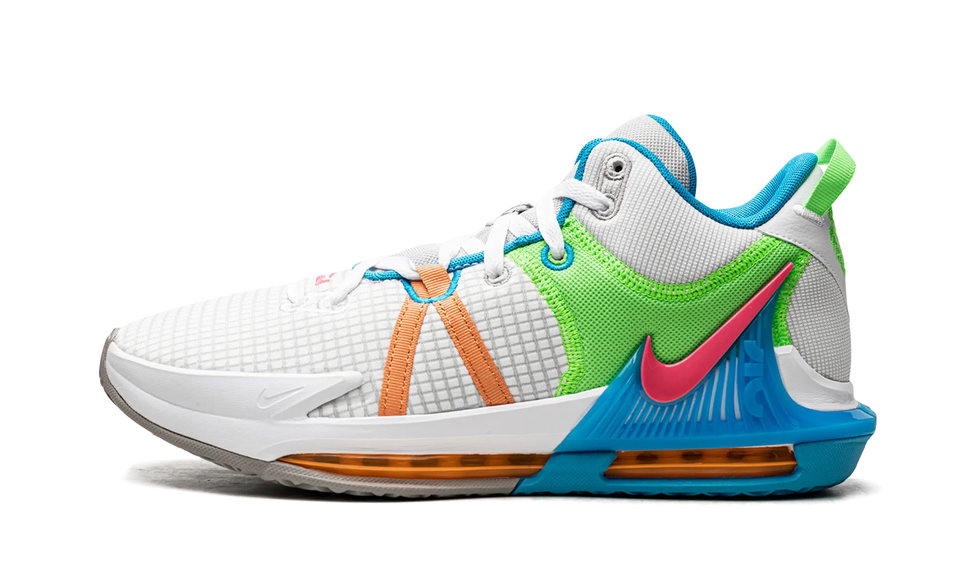 LeBron Witness VII Breathable Tongue Quality Construction