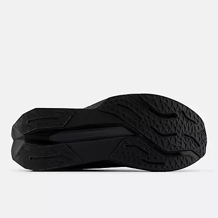 New Balance Men'S Fuelcell Propel V5 Triple Black Running Shoes Family Fit Cushioned