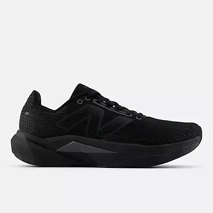 Toe box Forest Mood New Balance Men'S Fuelcell Propel V5 Triple Black Running Shoes