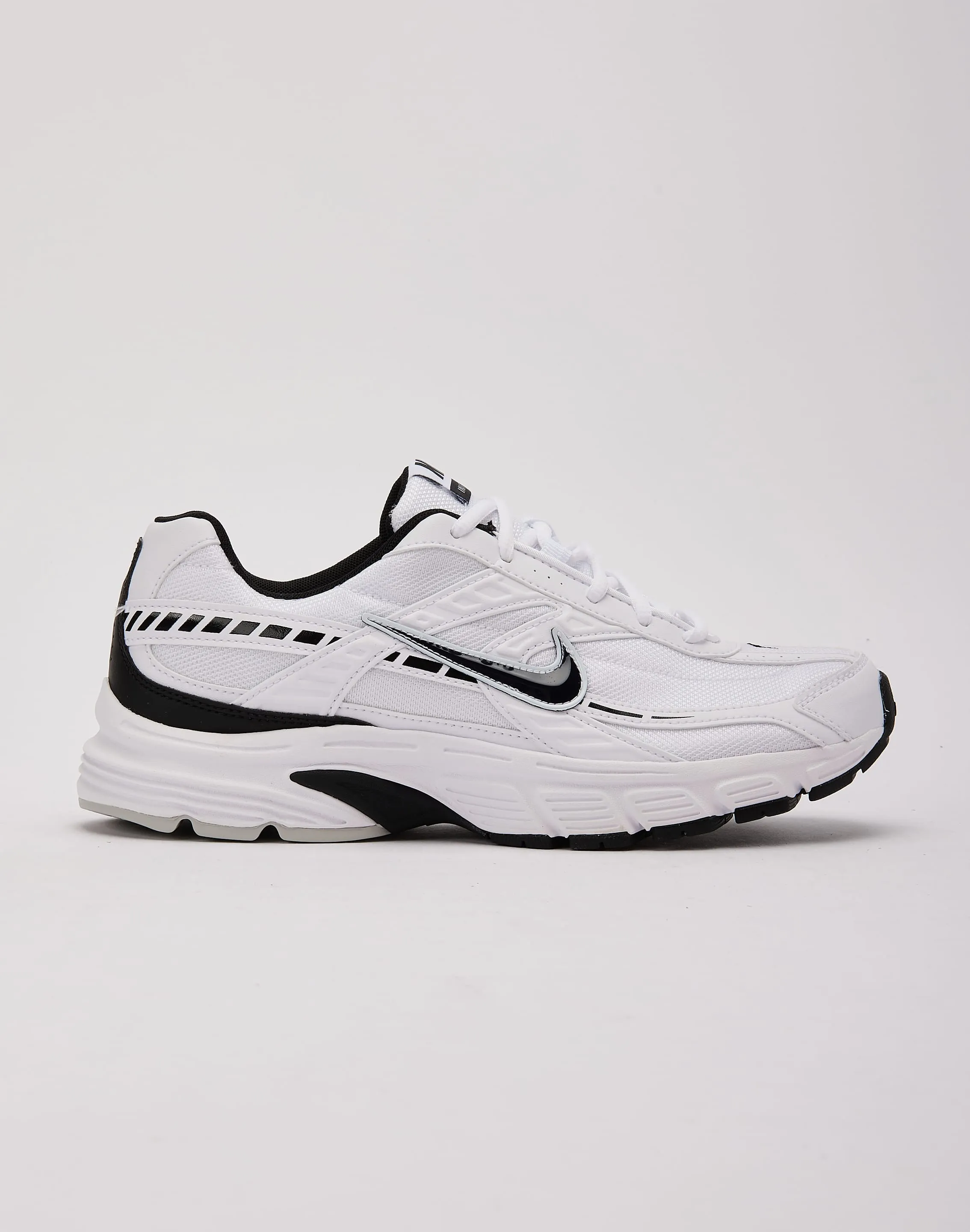 Nike Initiator Sun Glow Craftsmanship