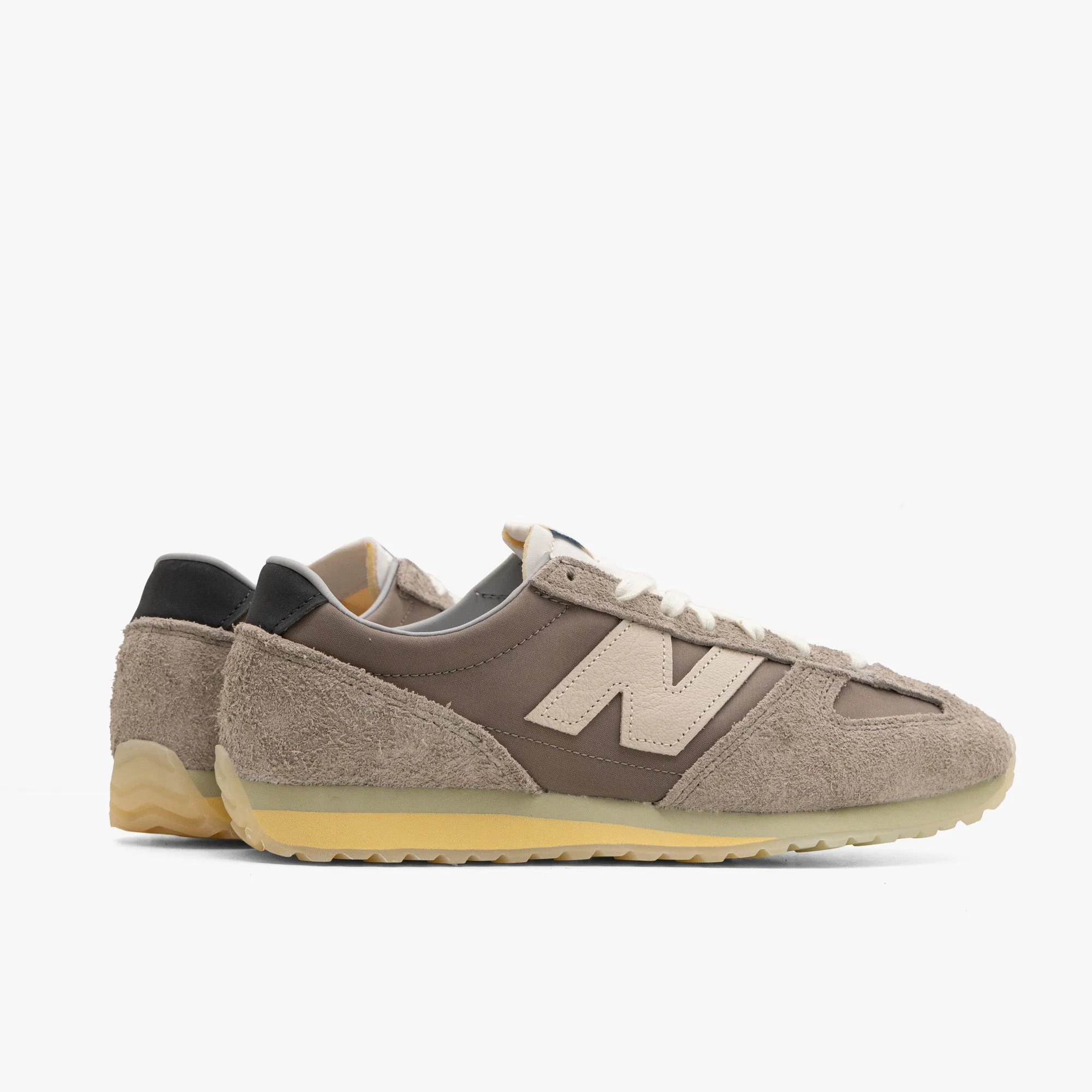 Regular Fit Endurance Fit New Balance 471 Arid Stone