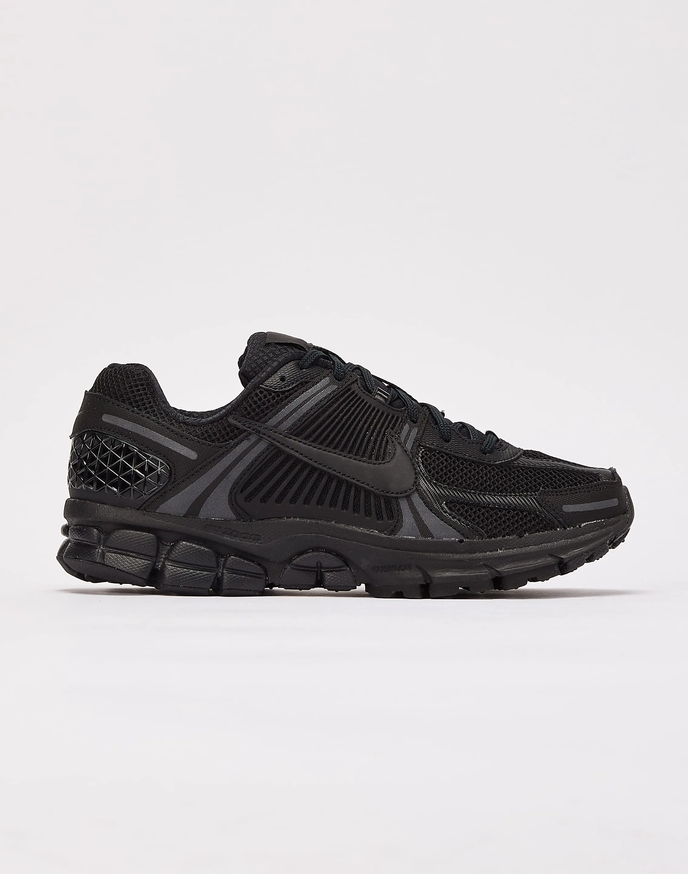 Nike Zoom Vomero 5 Toe Protection Active Day
