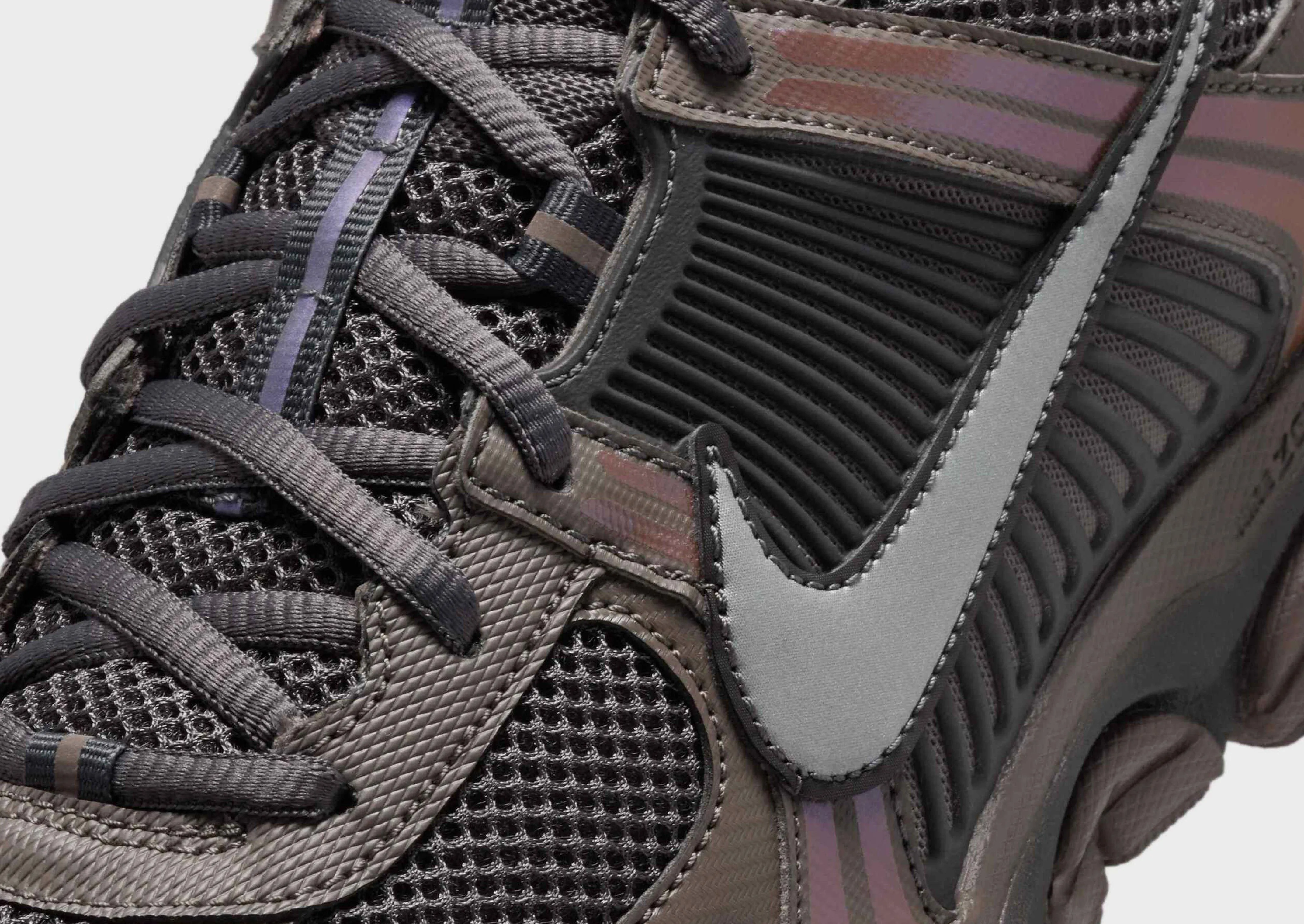 stretchy fabric Zoom Vomero 5