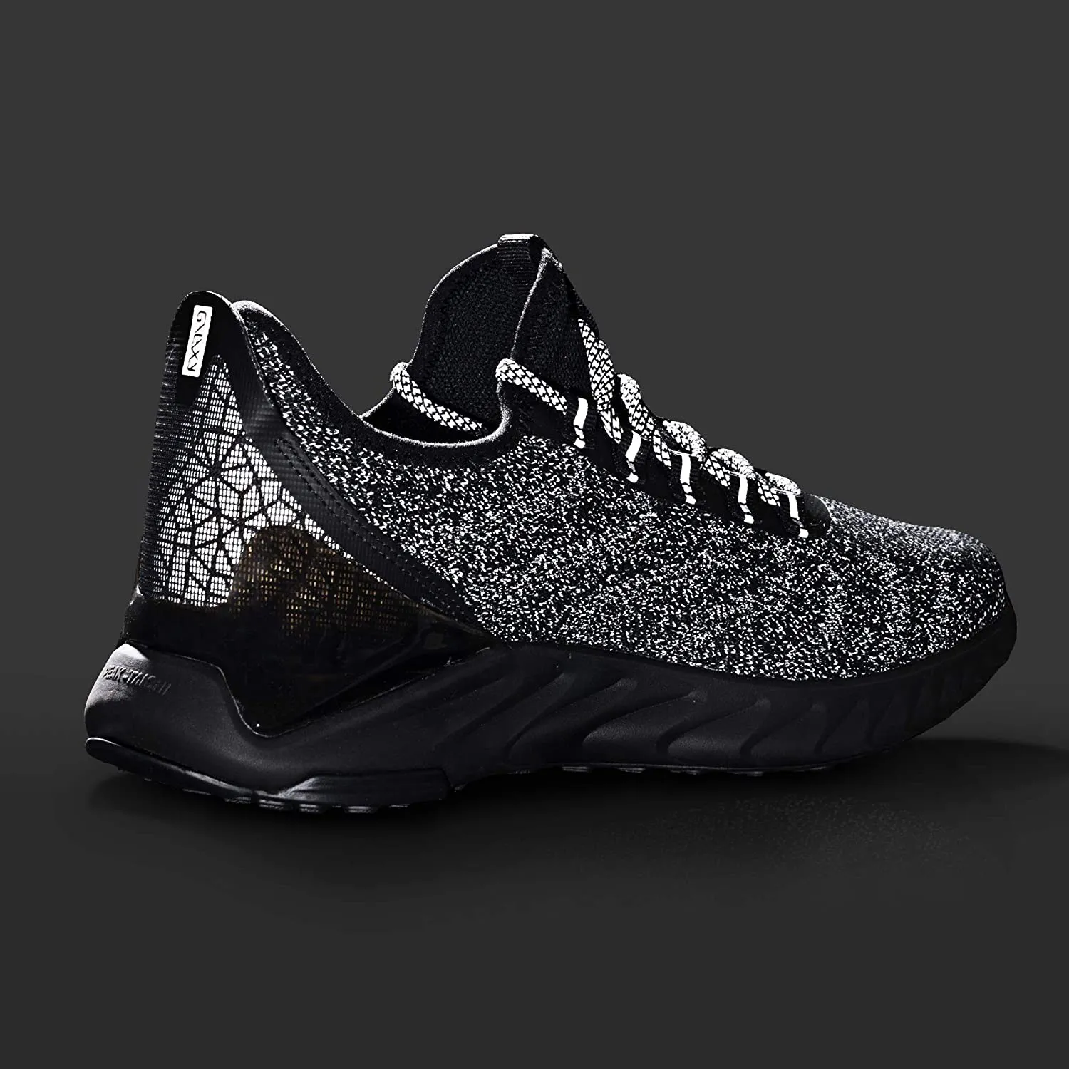 PEAK TAICHI Running Shoes Men Adaptive Smart Cushioning Trainers King Series Black Light Control