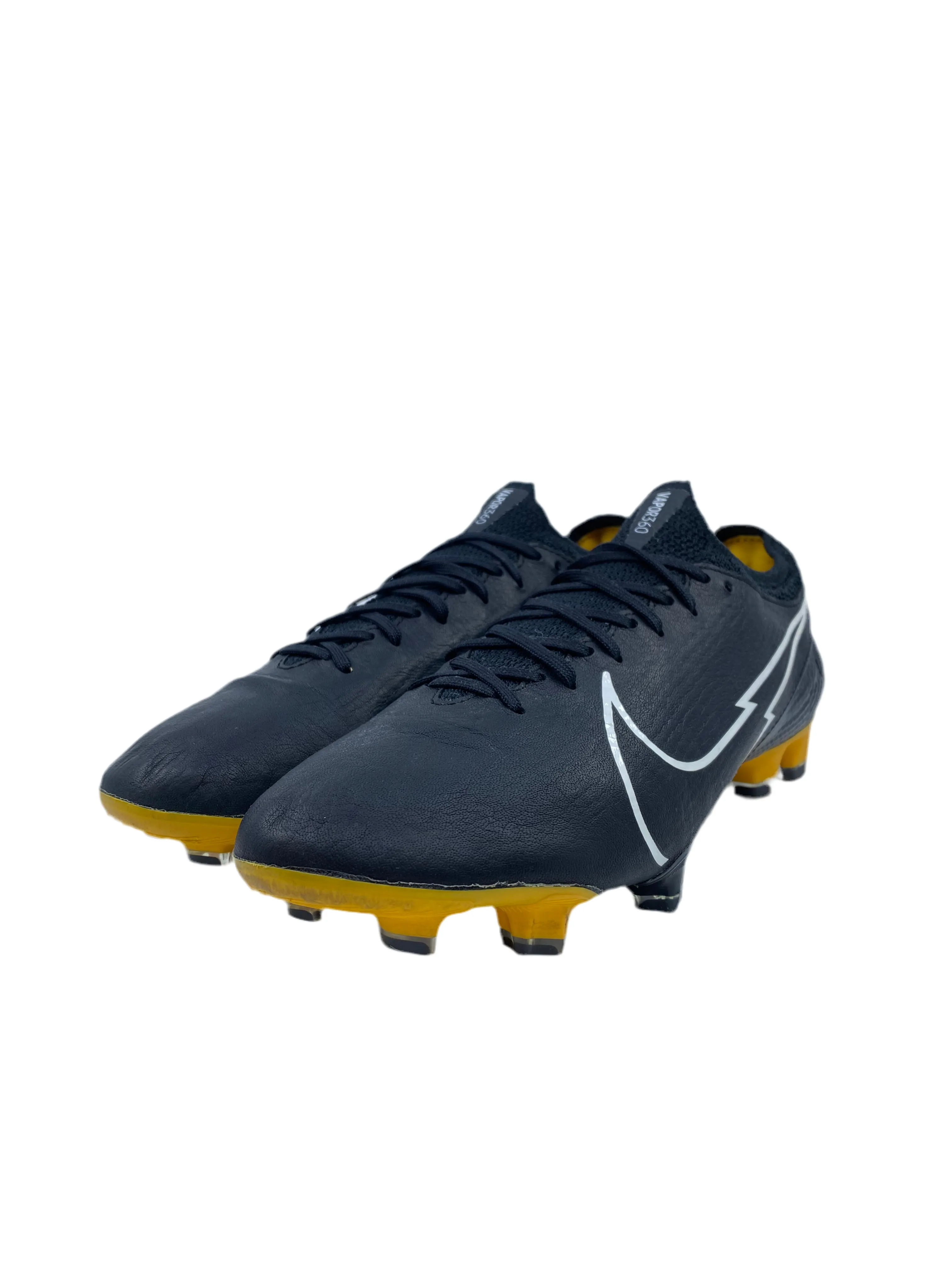 Nike Mercurial Vapor 13 - Size 41 Game Surface Snug Collar