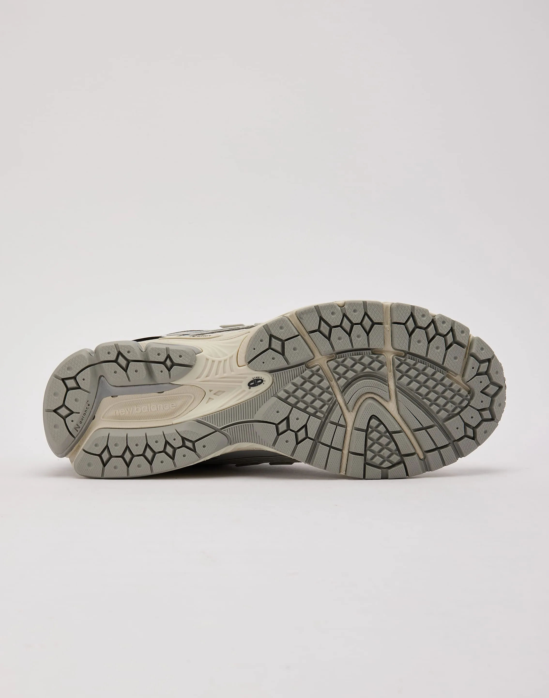 New Balance 1906R Match Fit