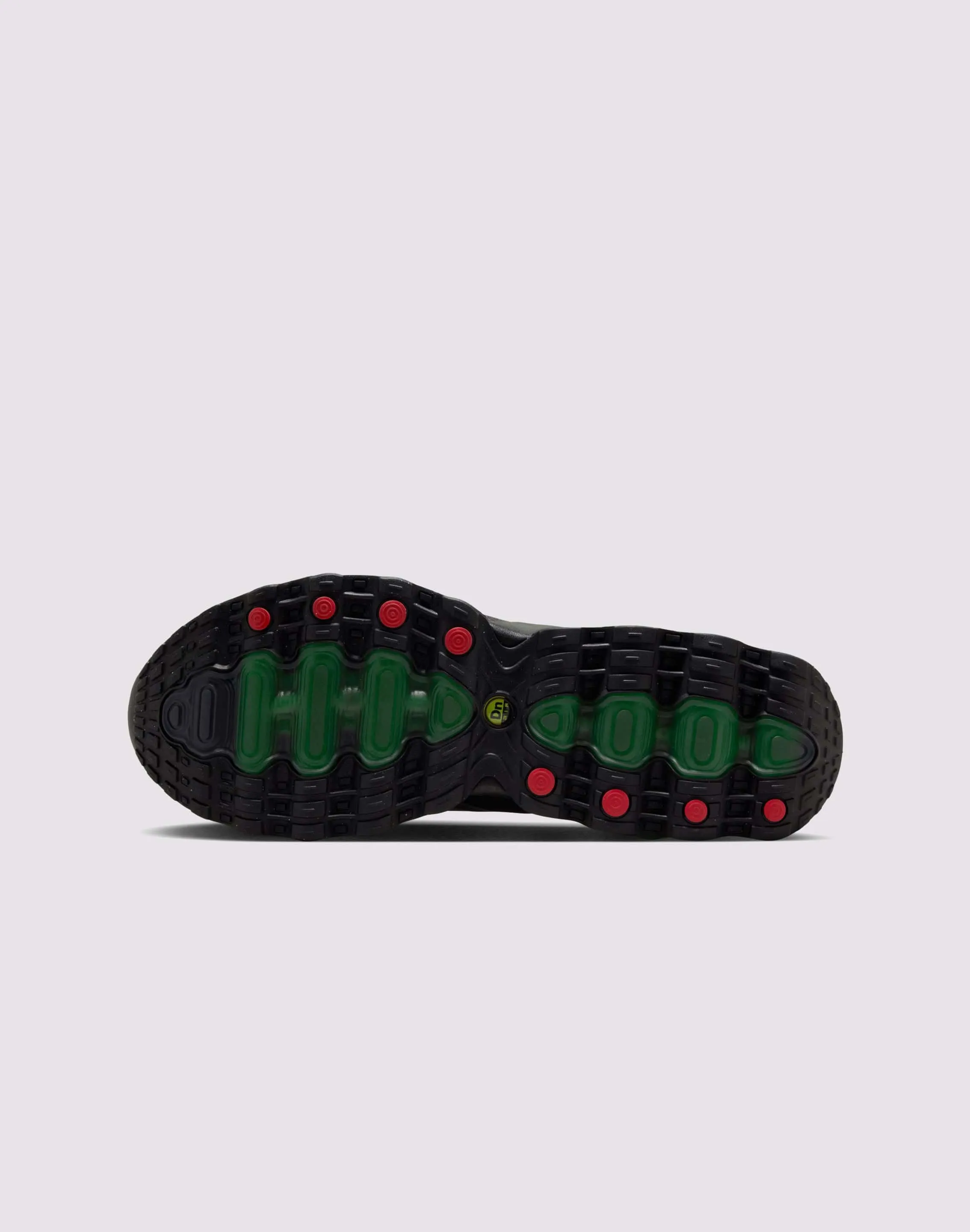 Light Core Nike Air Max Dn8 "Black Volt"