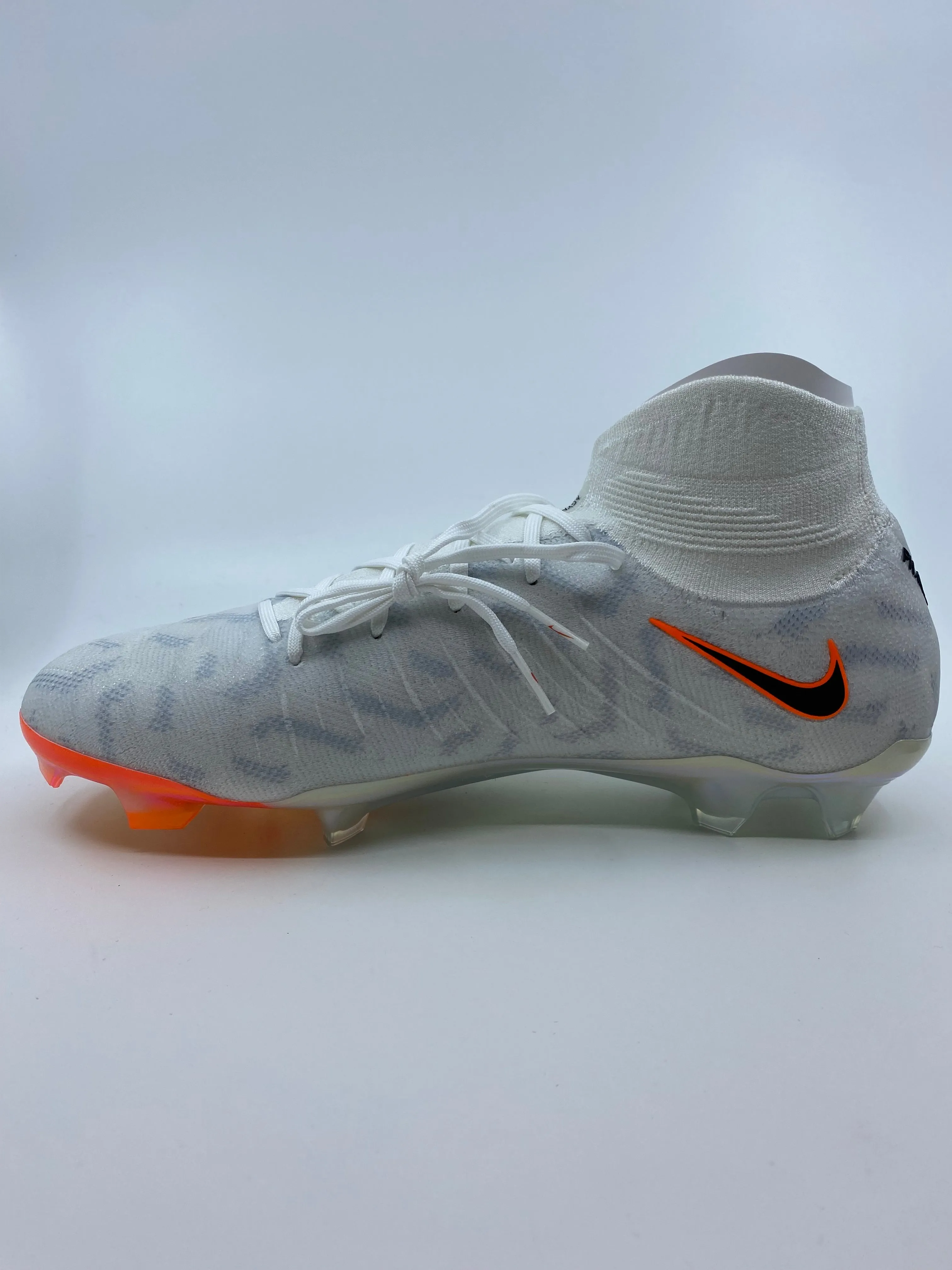 Dynamic support Nike Phantom Luna - Size 43, 44 & 45