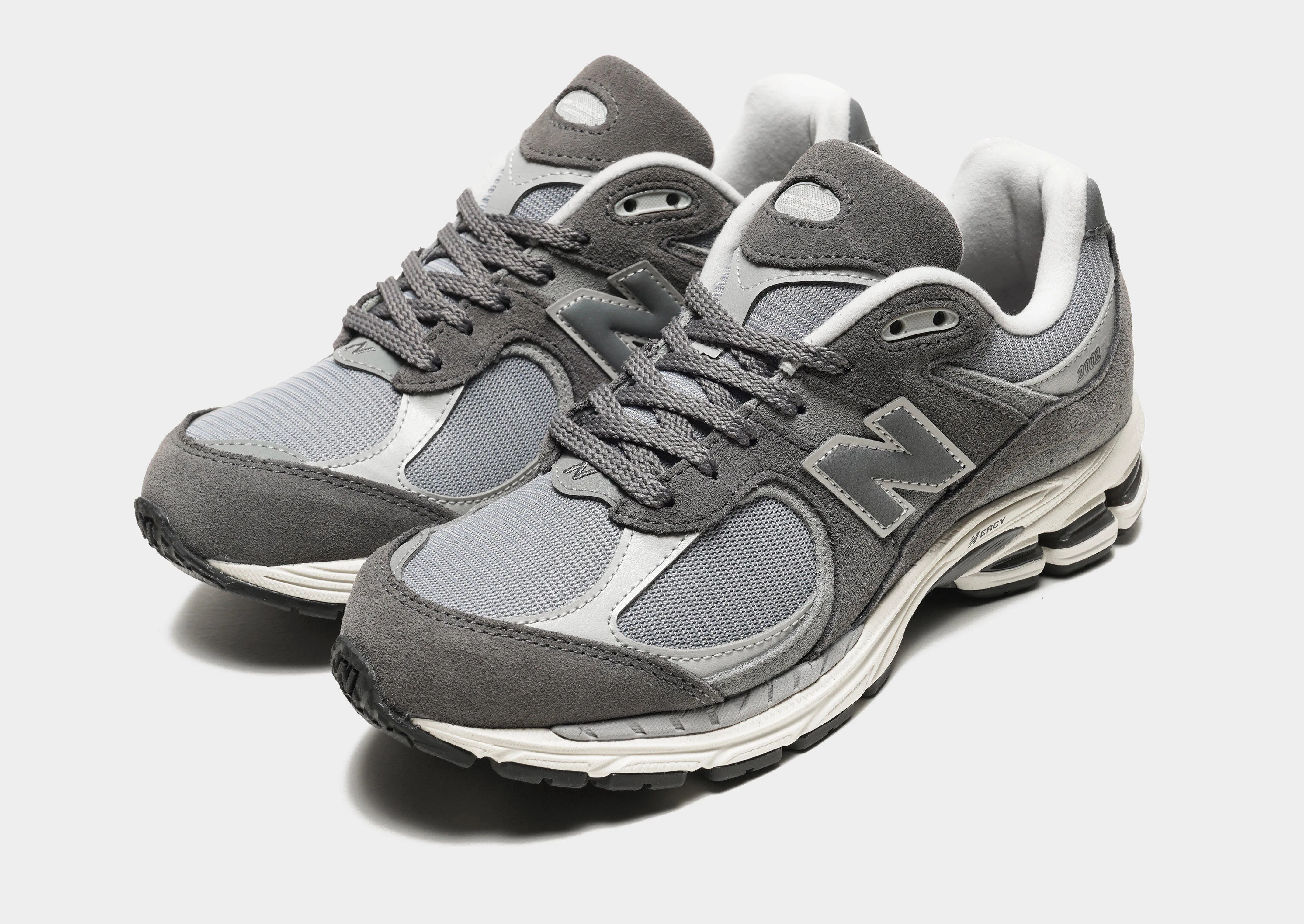 Hyper Responsive Cushion Urban Movement 2002R
