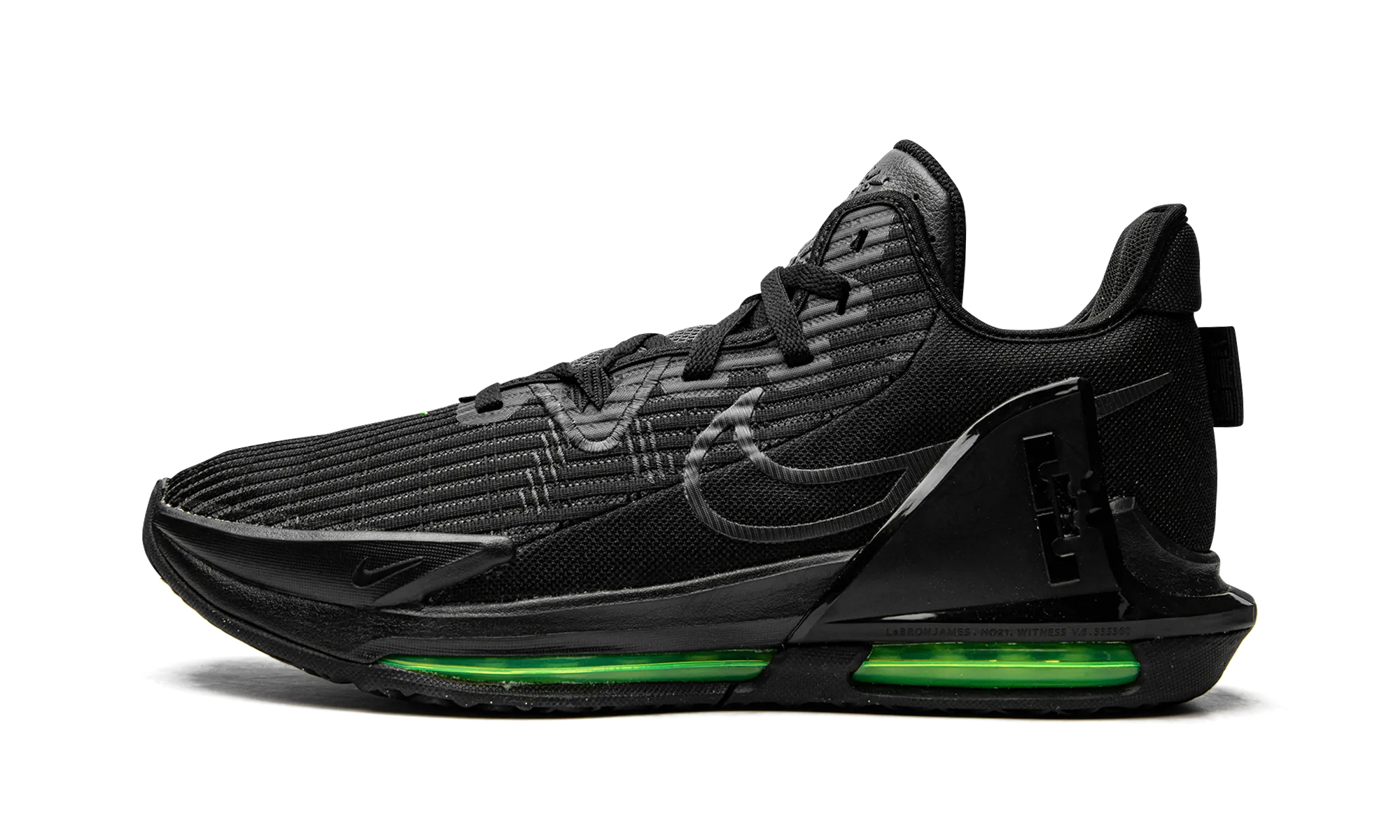 Indoor Sports Use LeBron Witness VI