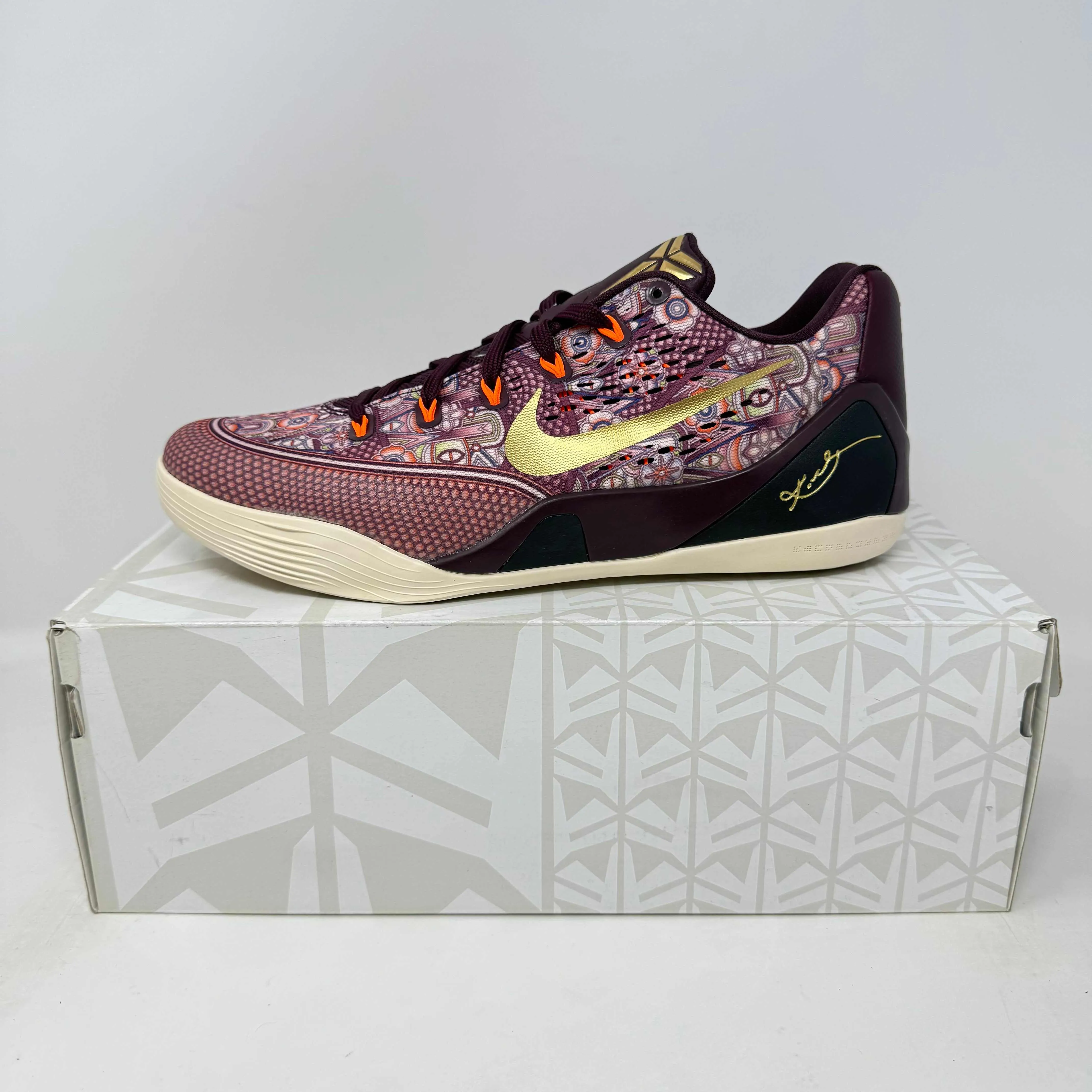 Nike Kobe 9 EM Low Silk Hollow Heel