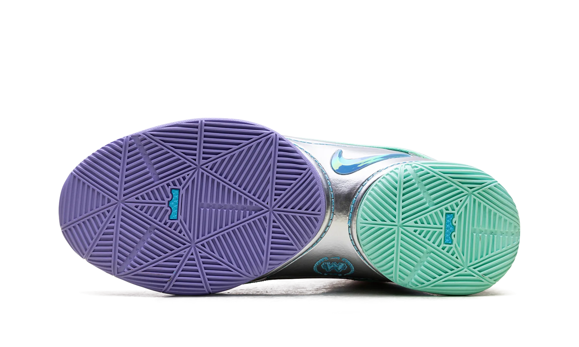 LeBron 22 "Monopoly" Moisture Wicking Fabric