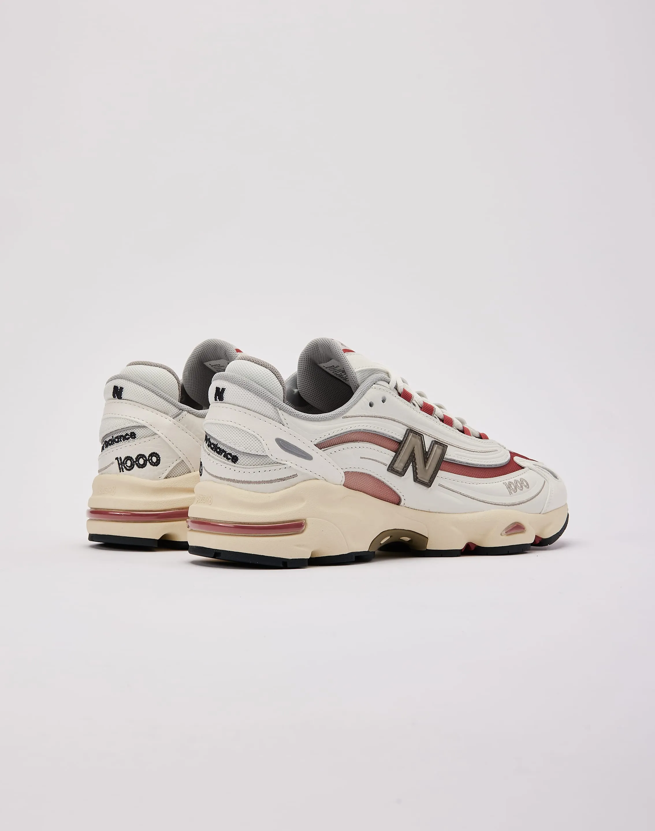 New Balance 1000 Stride Bold