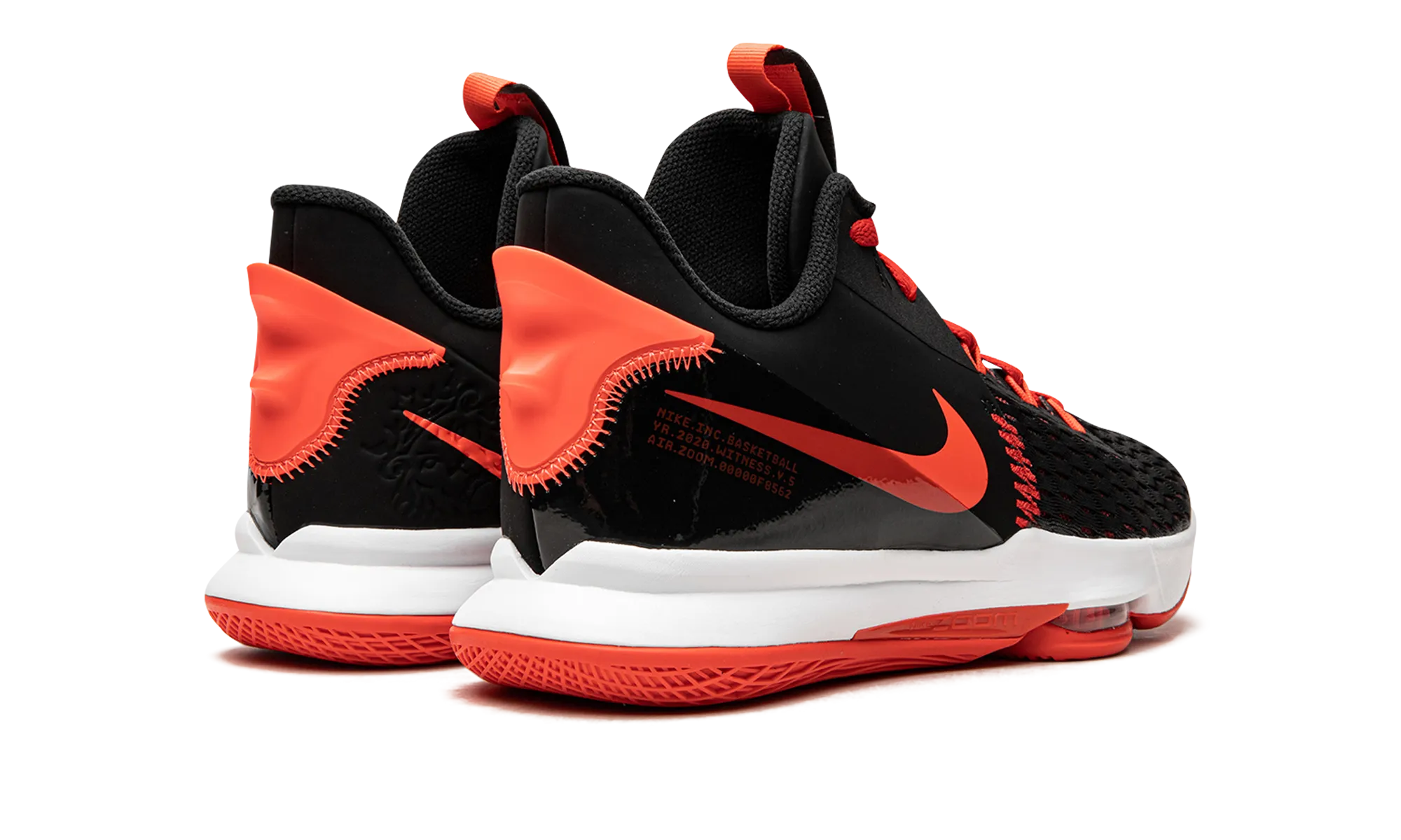 LeBron Witness V Anti   Slip Feature