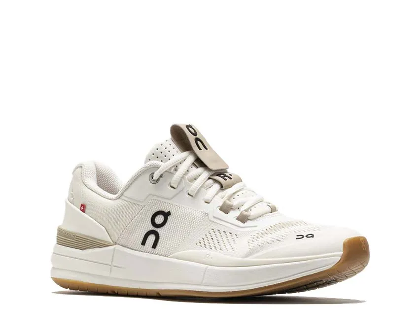 On THE ROGER Pro "Ivory" Extended Heel Support