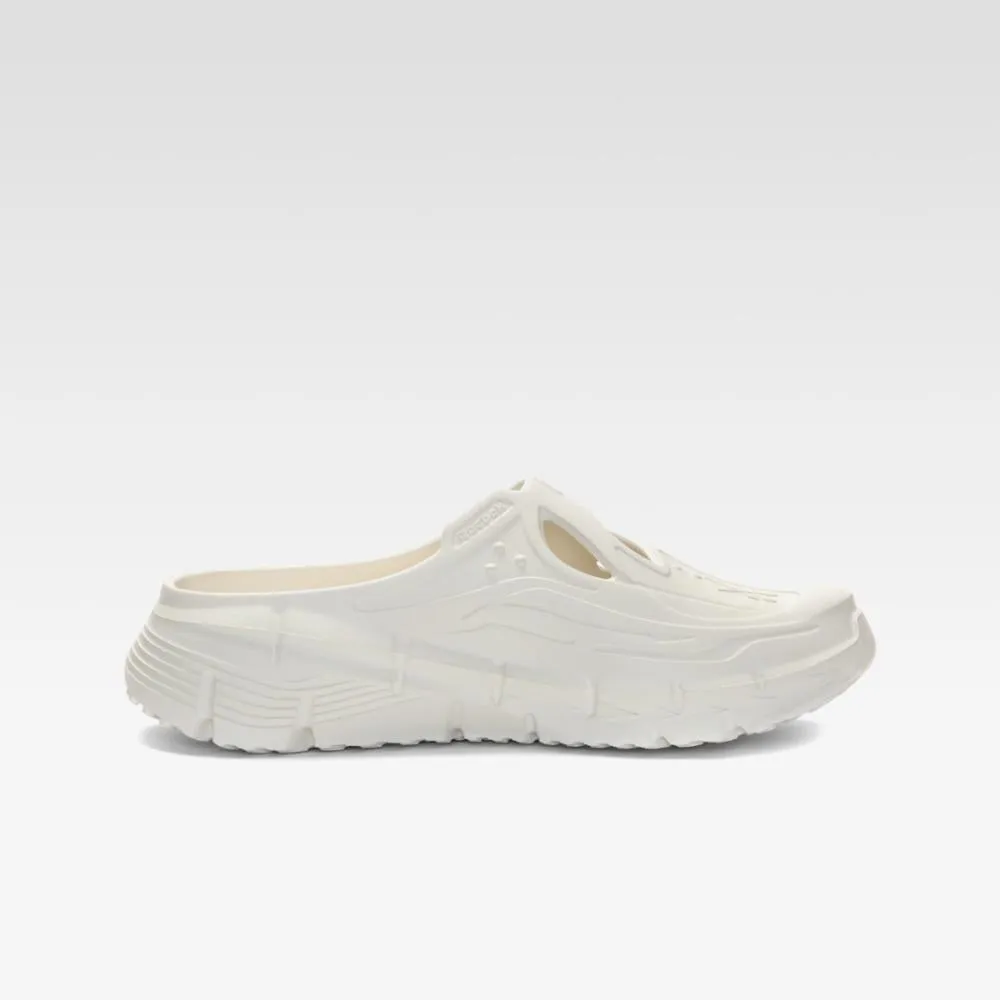 Reebok Footwear Men Zig Clog CHALK running in hard tracks shoes Toe - Protection