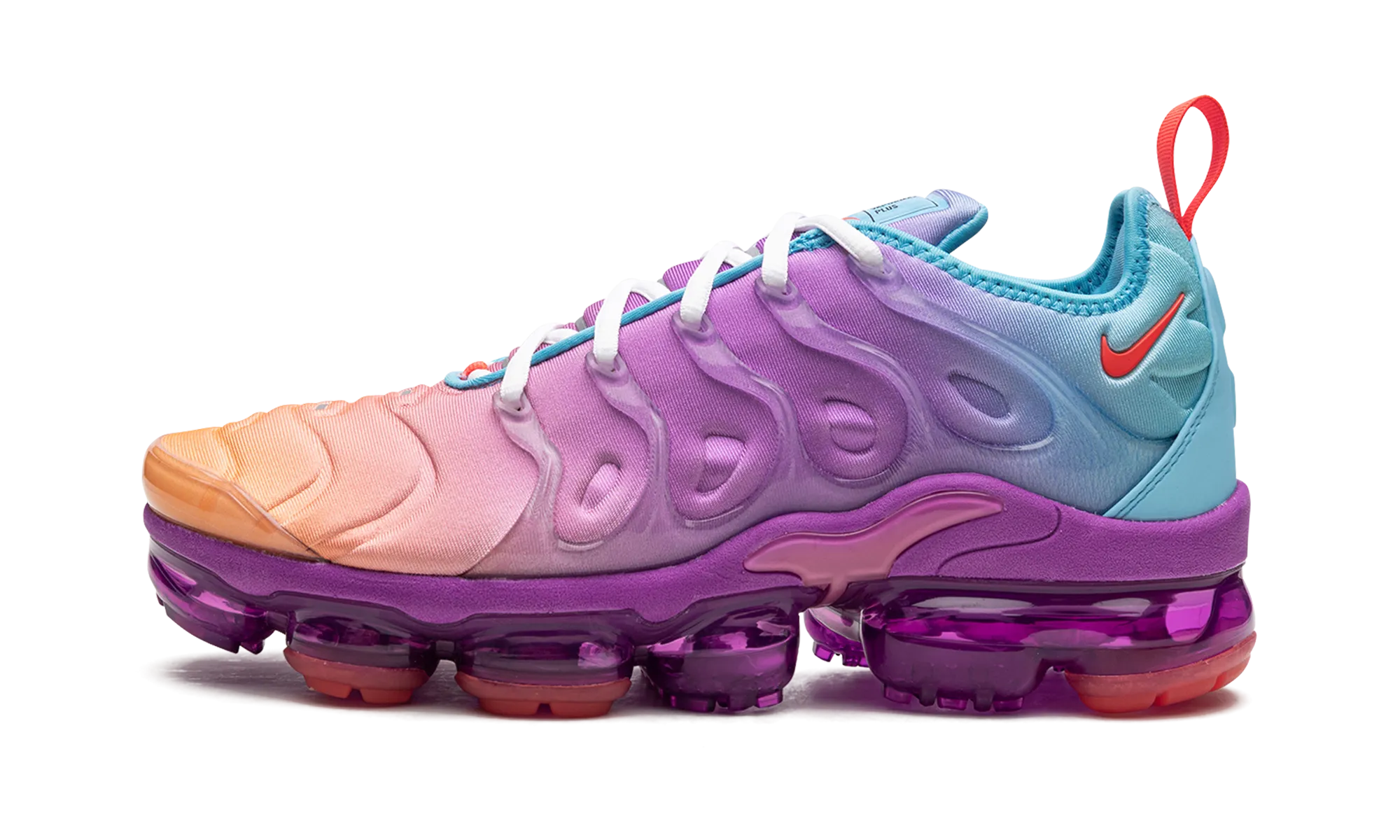 attractively styled AIR VAPORMAX PLUS WMNS "Multigradient"