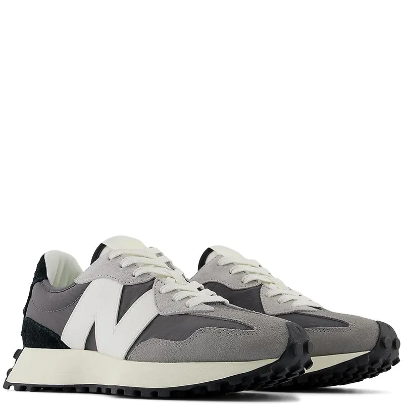 Chic Comfort New Balance Women's 327