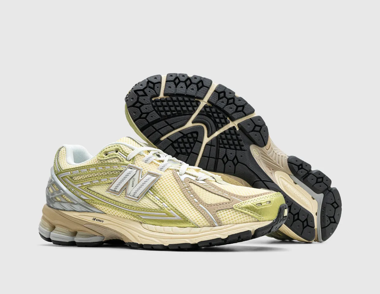New Balance 1906R Parchment / Morel Soft Material