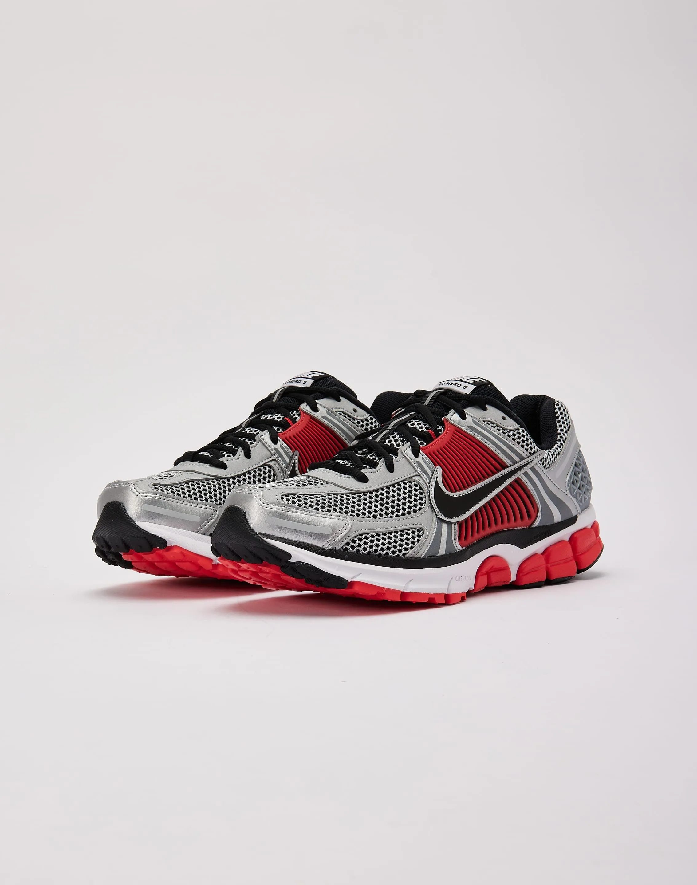 Action Fast Nike Zoom Vomero 5