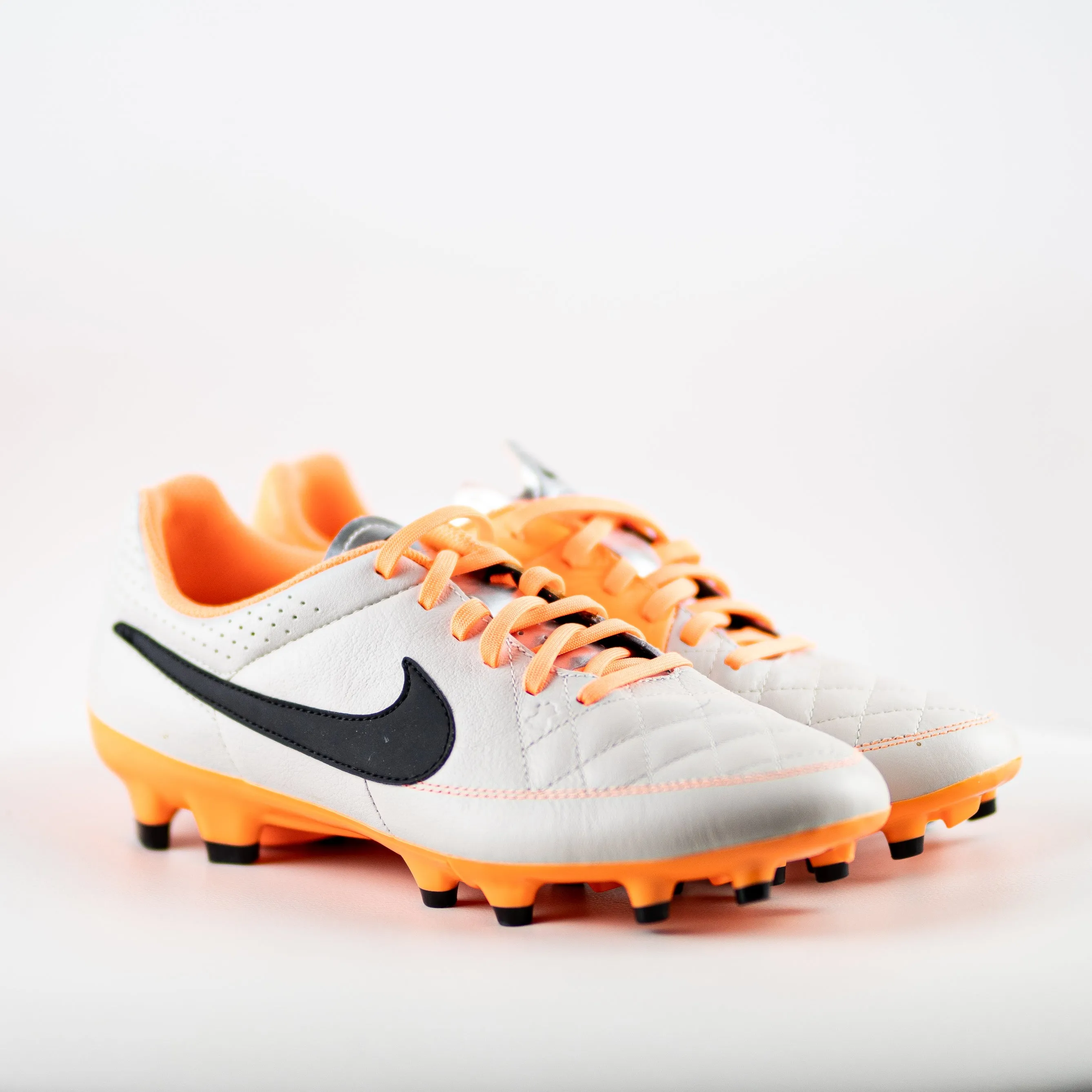 Kick Motion Lace Lock Nike Tiempo Genio FG