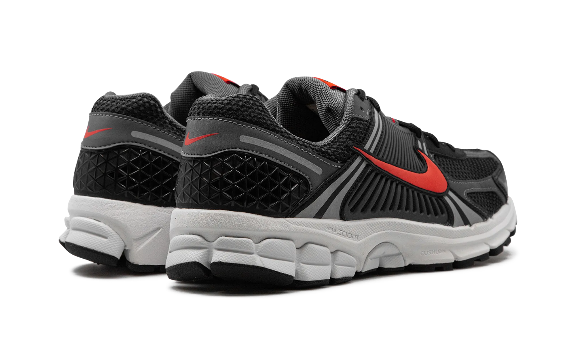 cross - fit rubber Air Zoom Vomero 5 "Black Picante Red"