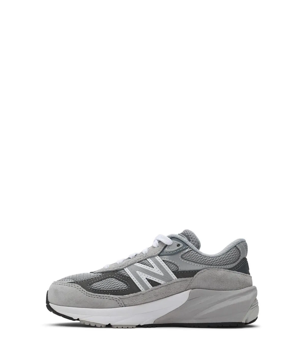 Resilient Pace New Balance 990v6 PS Core Grey