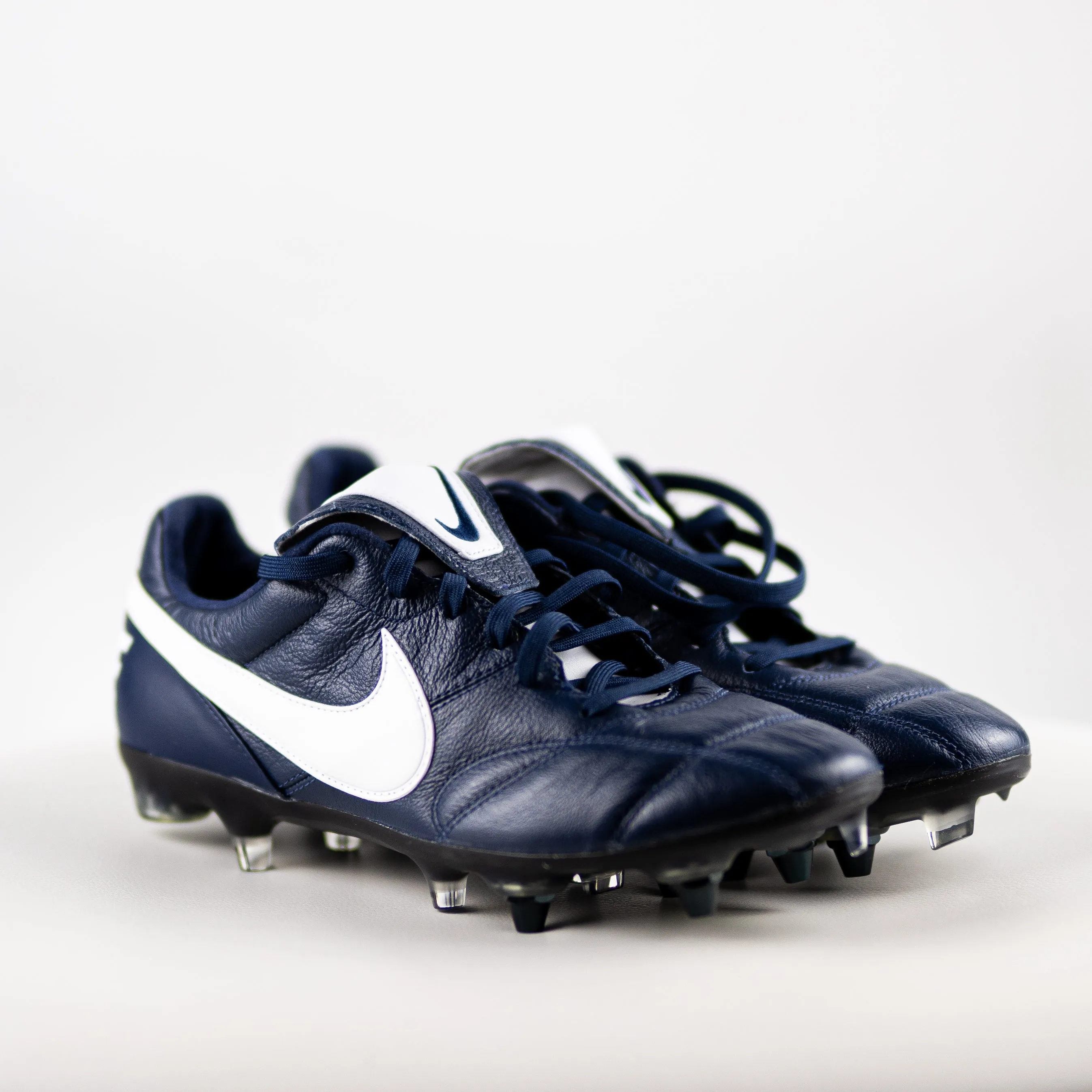 Foot Comfort Youth Athlete Nike Premier II SG-Pro