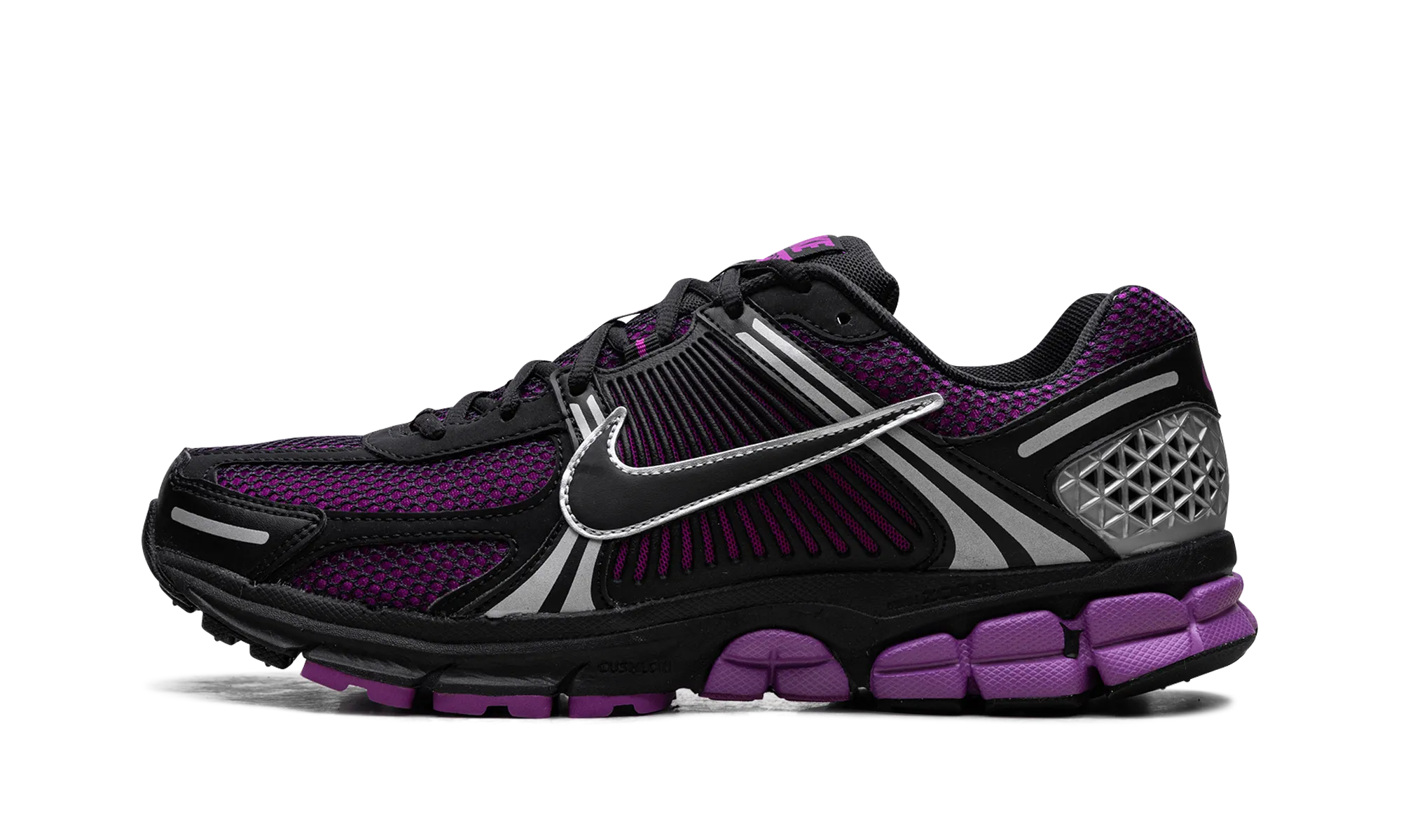 post - run stretch Zoom Vomero 5 "Black Vivid Purple"