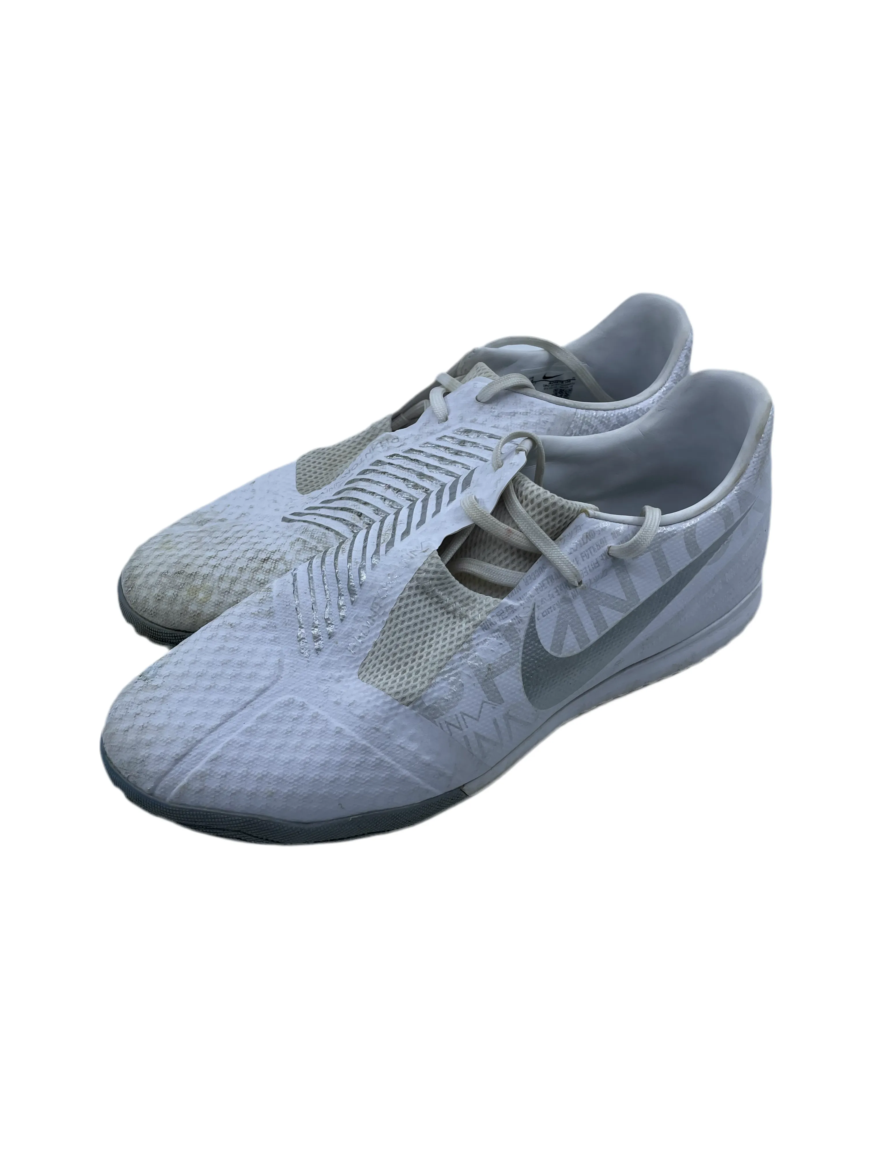 Nike Phantom Venom IC - Size 42 Dry Pitch
