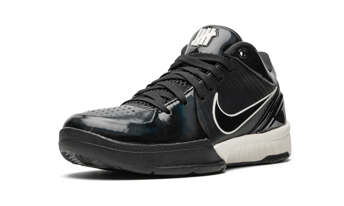 Kobe 4 Protro UNDFTD PE "Undefeated - Black Mamba" Traction pods