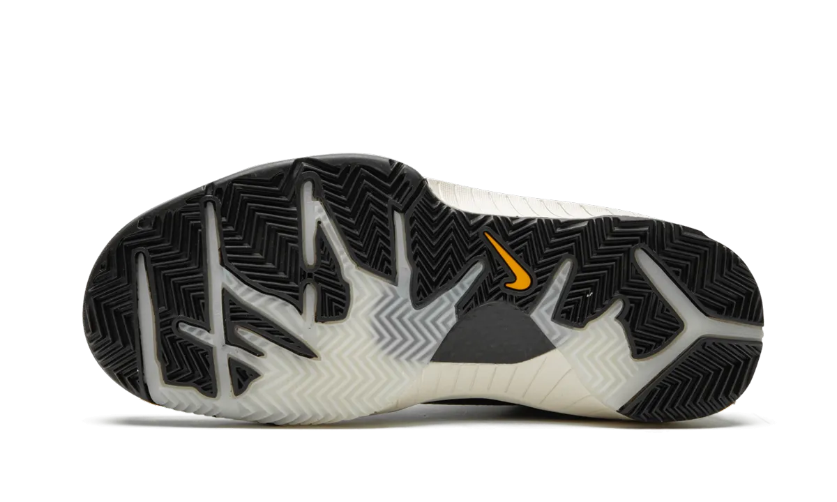 Kobe 4 Protro UNDFTD PE "Undefeated - Black Mamba" Breathable Quarter Panel Jump Lock Support