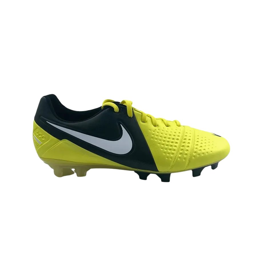 Nike CTR360 Maestri III FG Step Balance Ball Contact